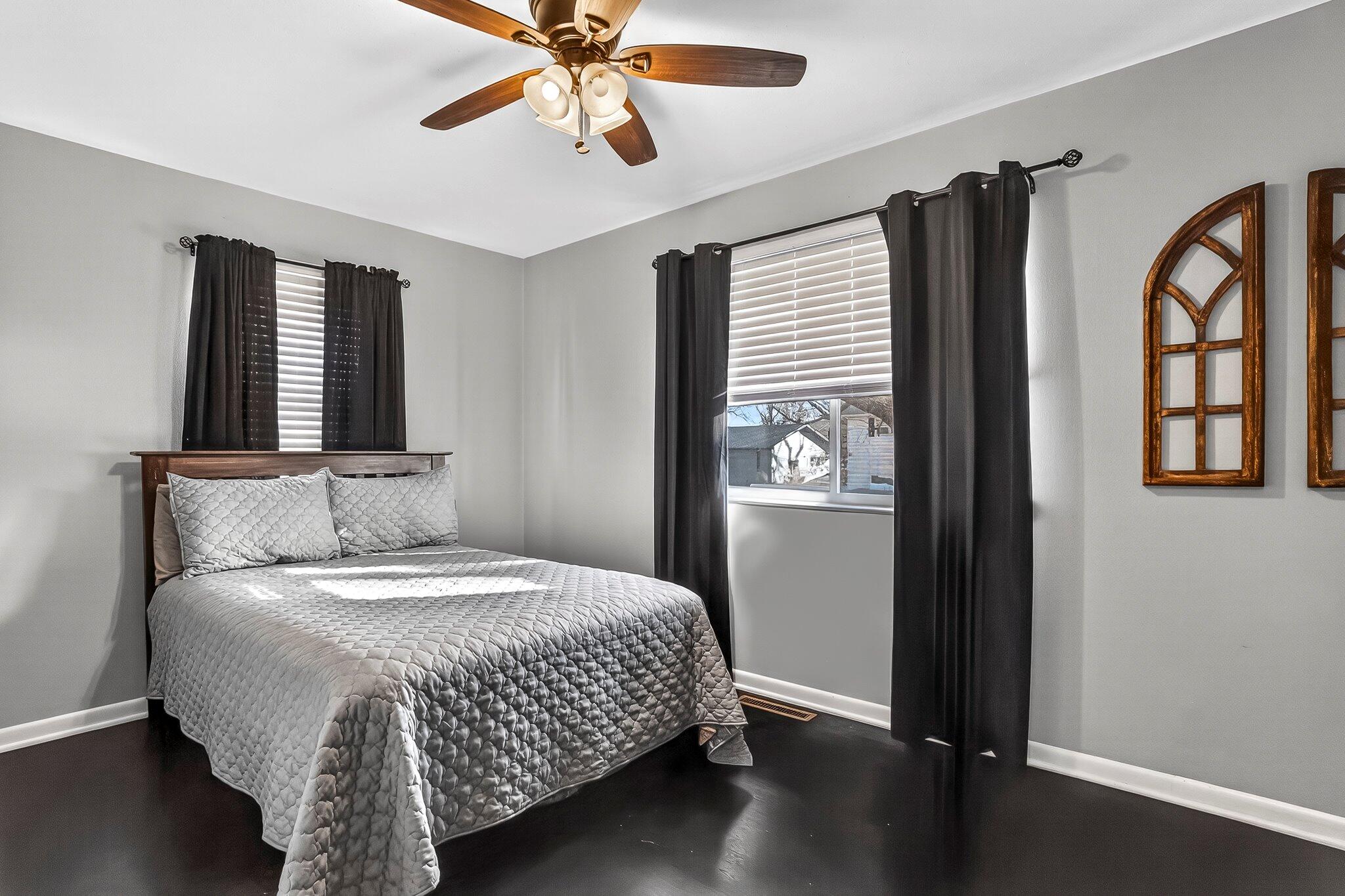 515 E Greenwood Street