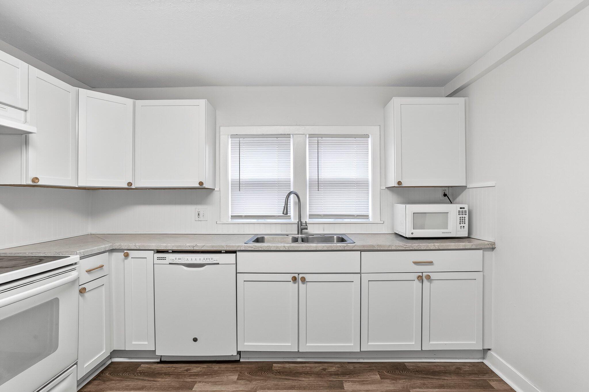 2838 E Cherry Street