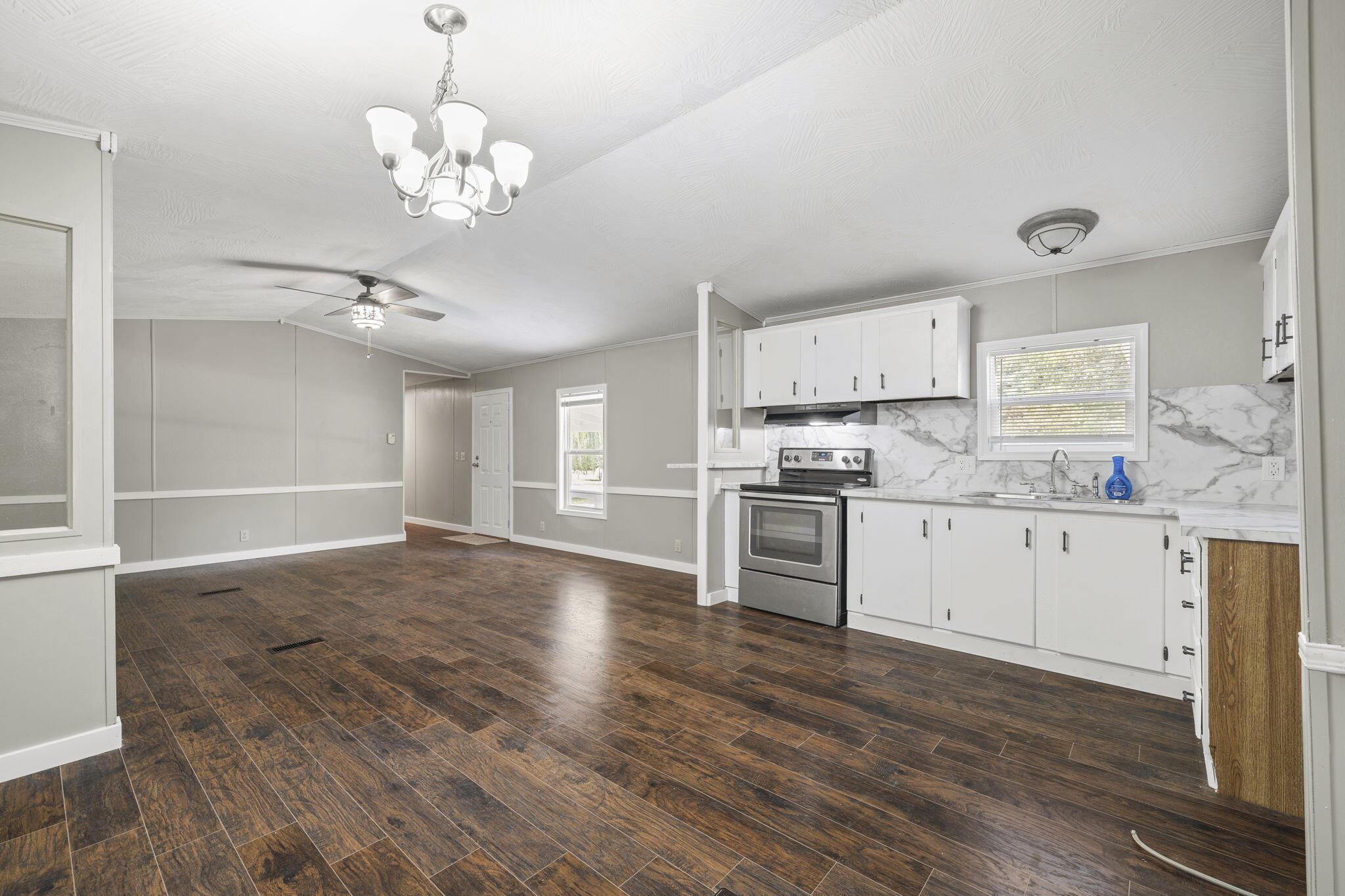 118 Evergreen Circle