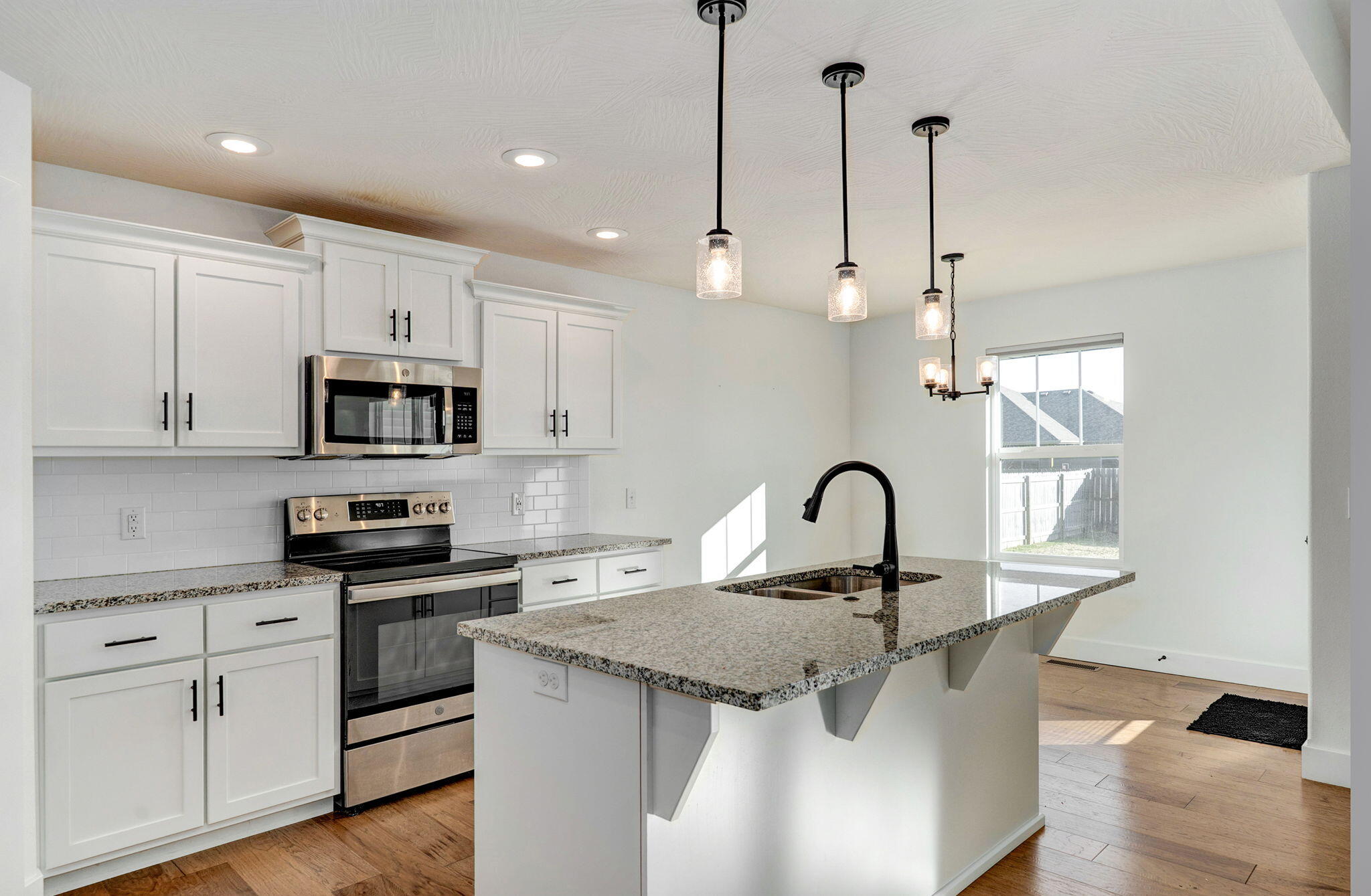 1884 S Lullwood Avenue