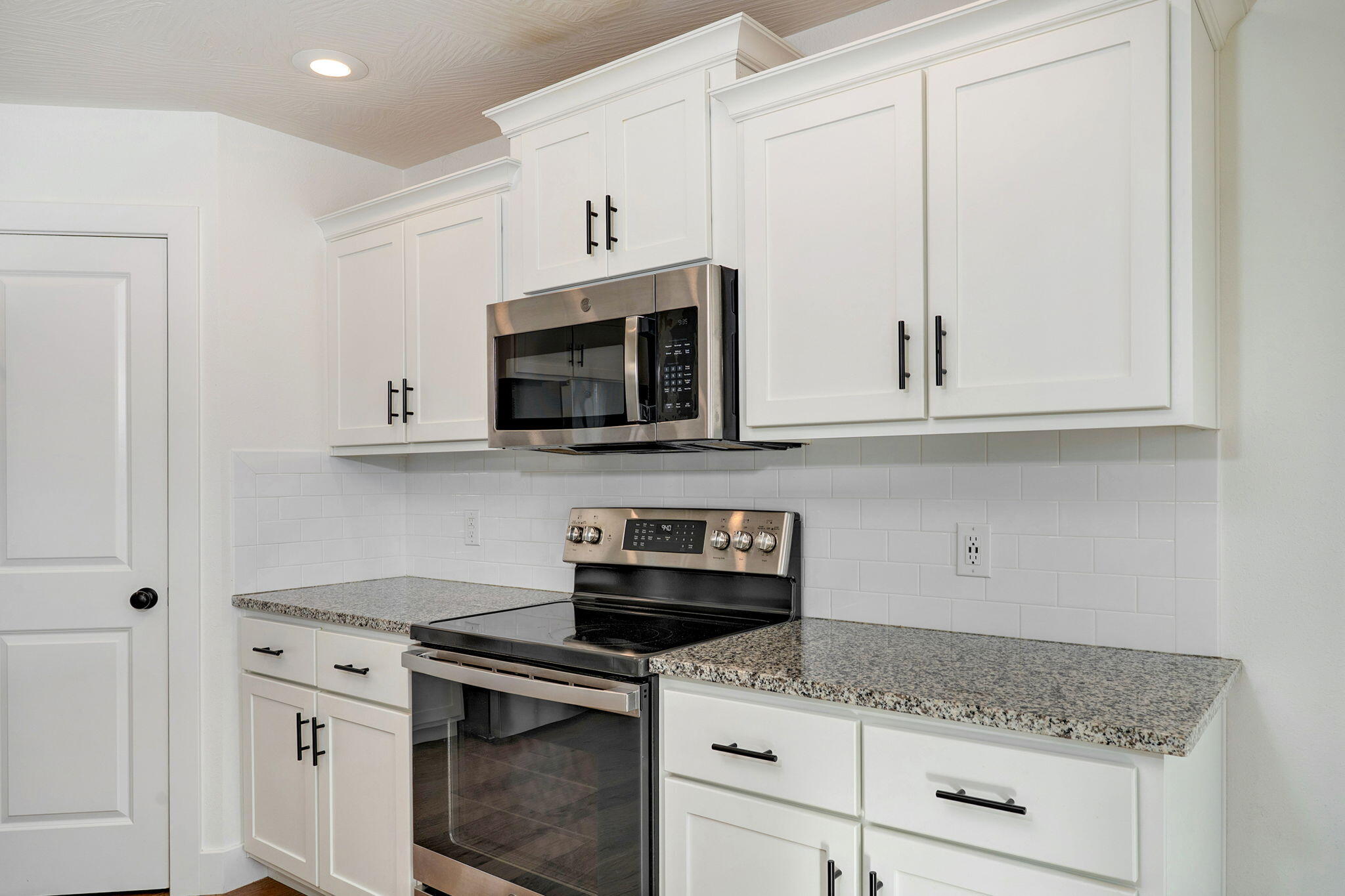 1884 S Lullwood Avenue