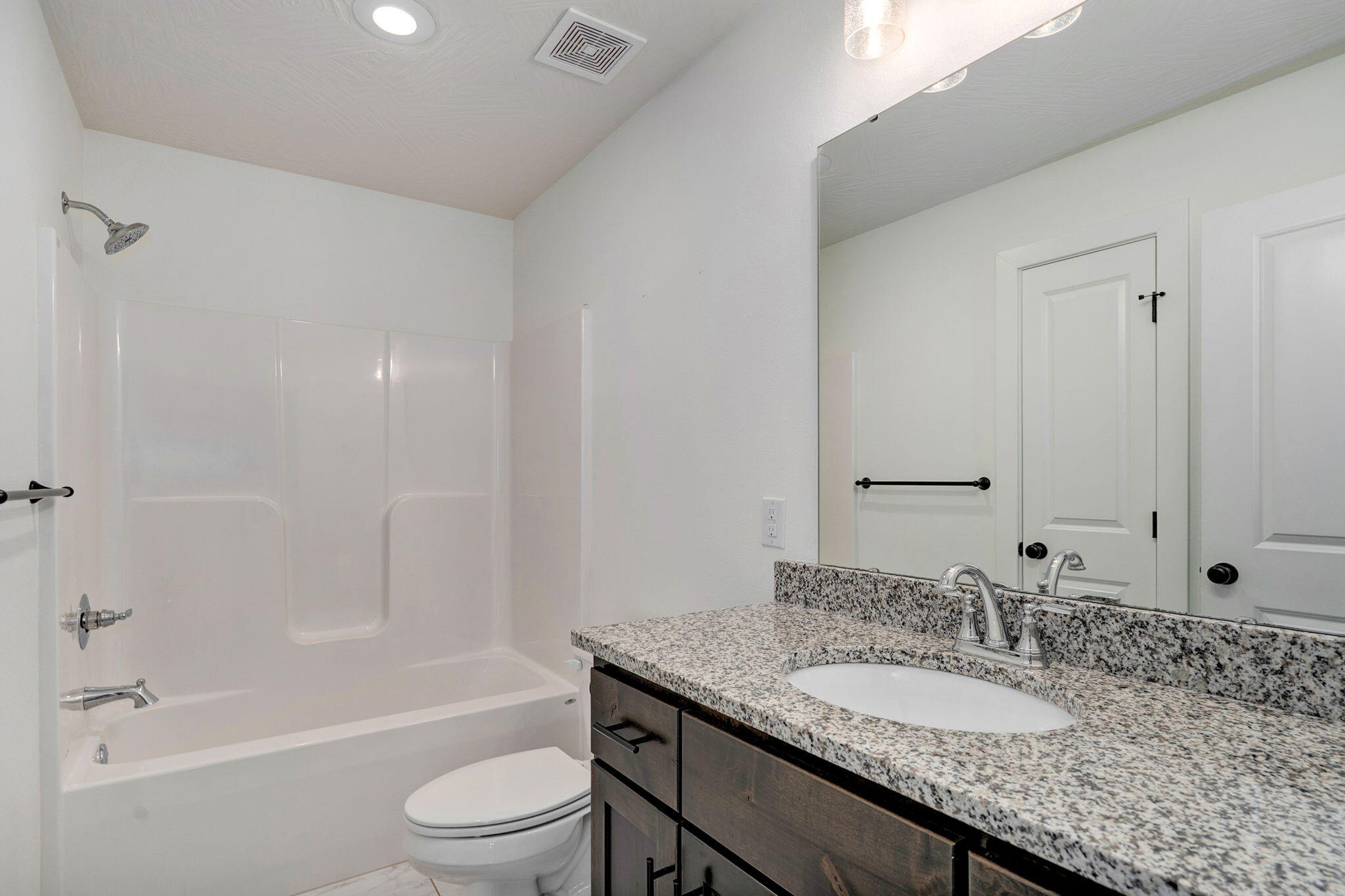 1884 S Lullwood Avenue