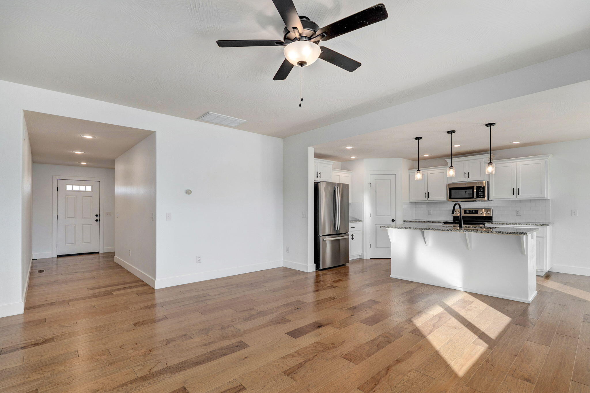 1884 S Lullwood Avenue