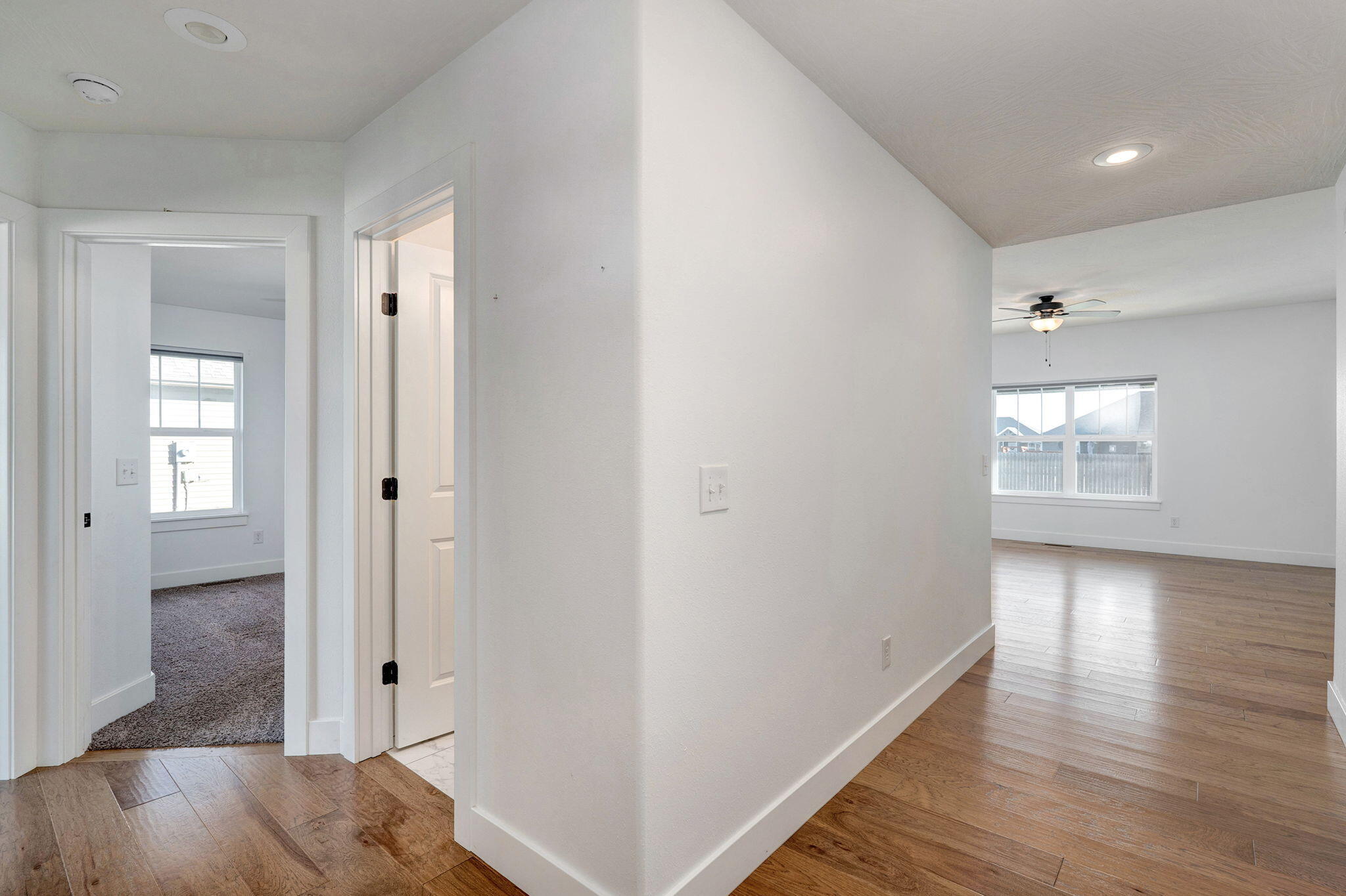 1884 S Lullwood Avenue