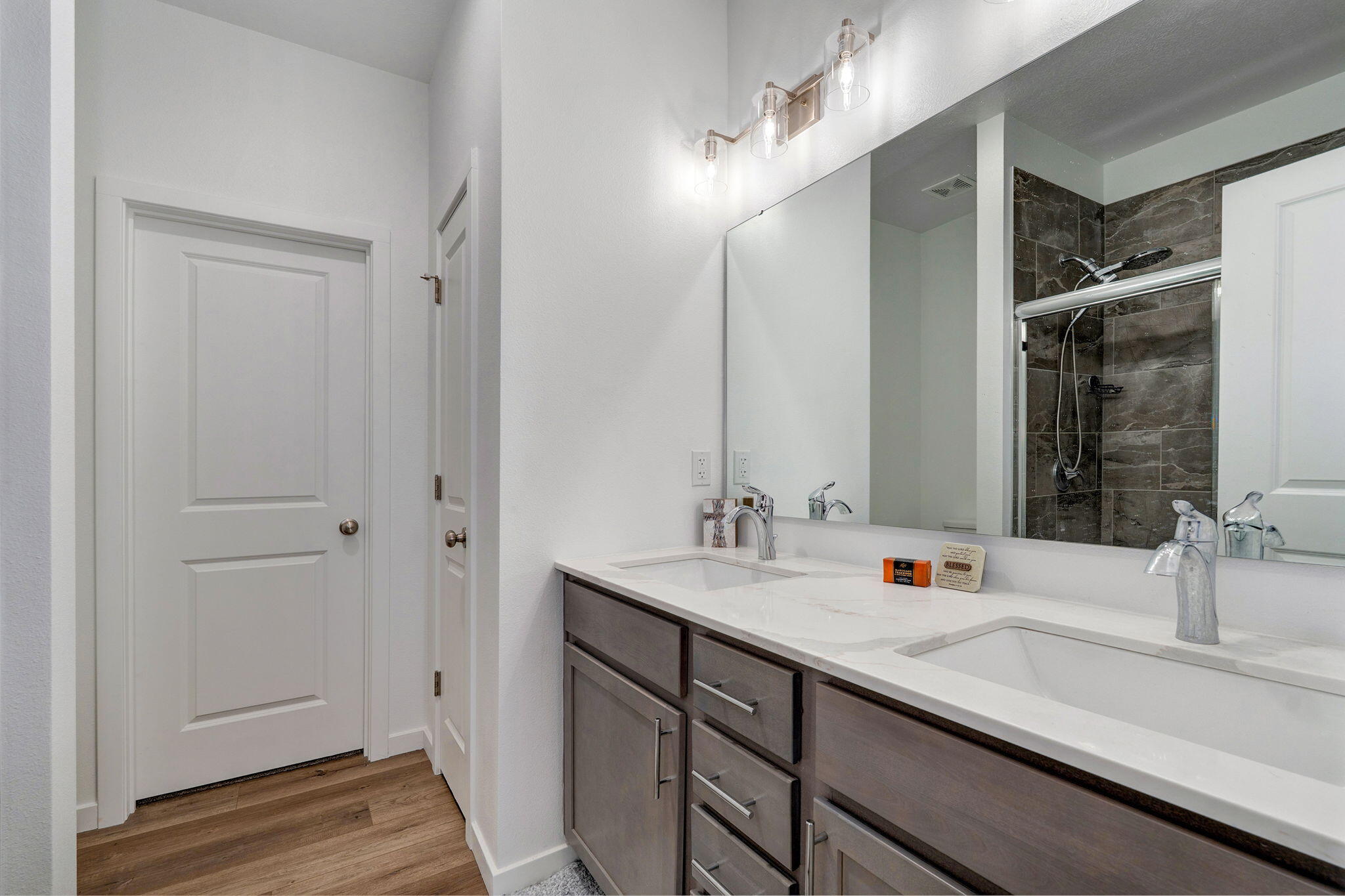 3974 E Wilson'S Valley Boulevard