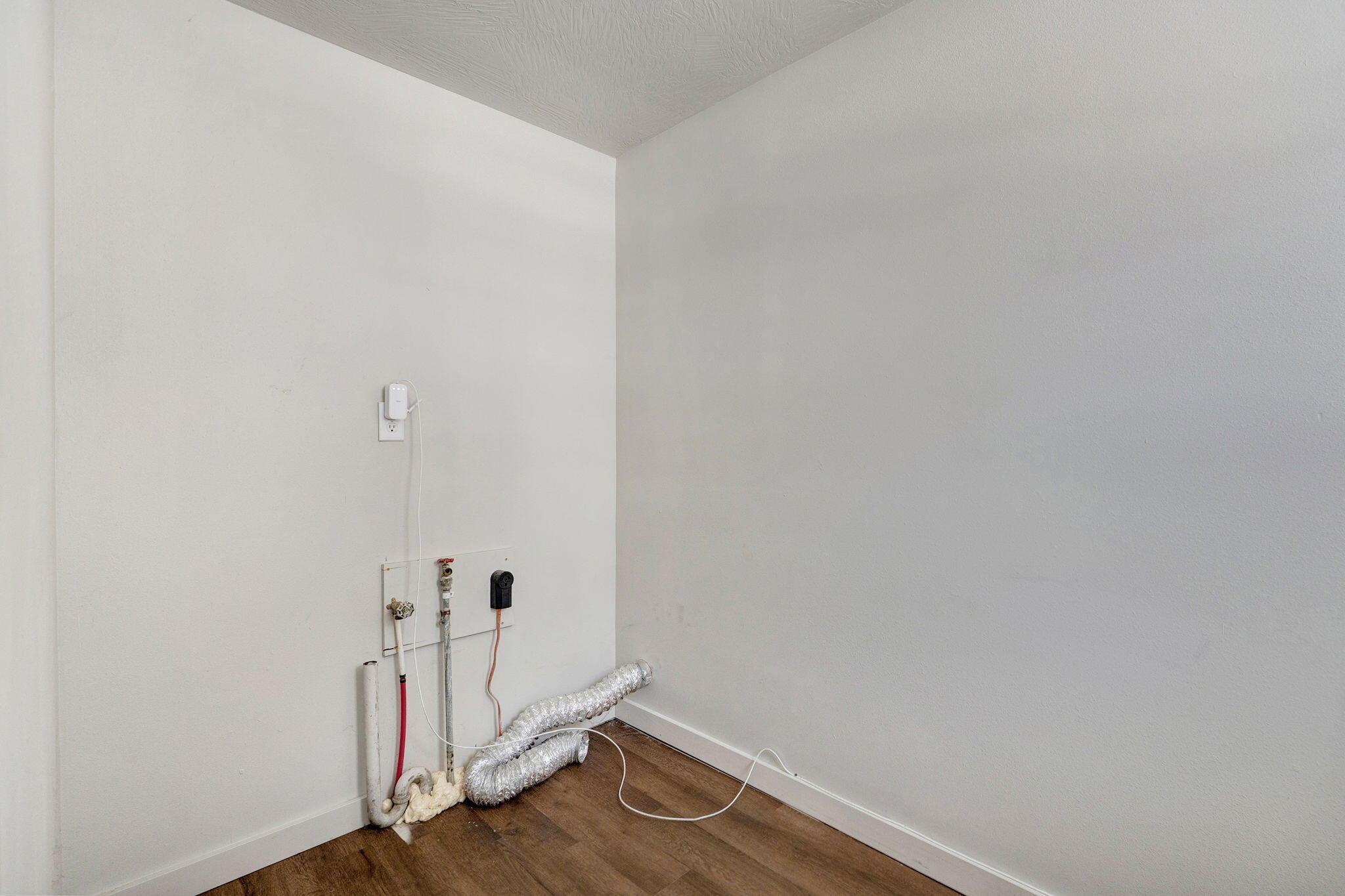 2111 N Newton Avenue