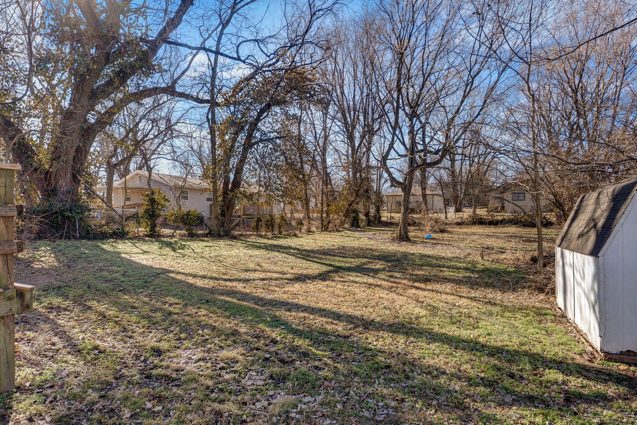 2111 N Newton Avenue