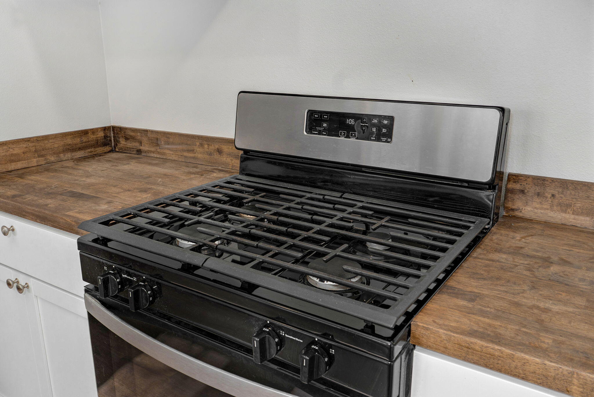 2111 N Newton Avenue