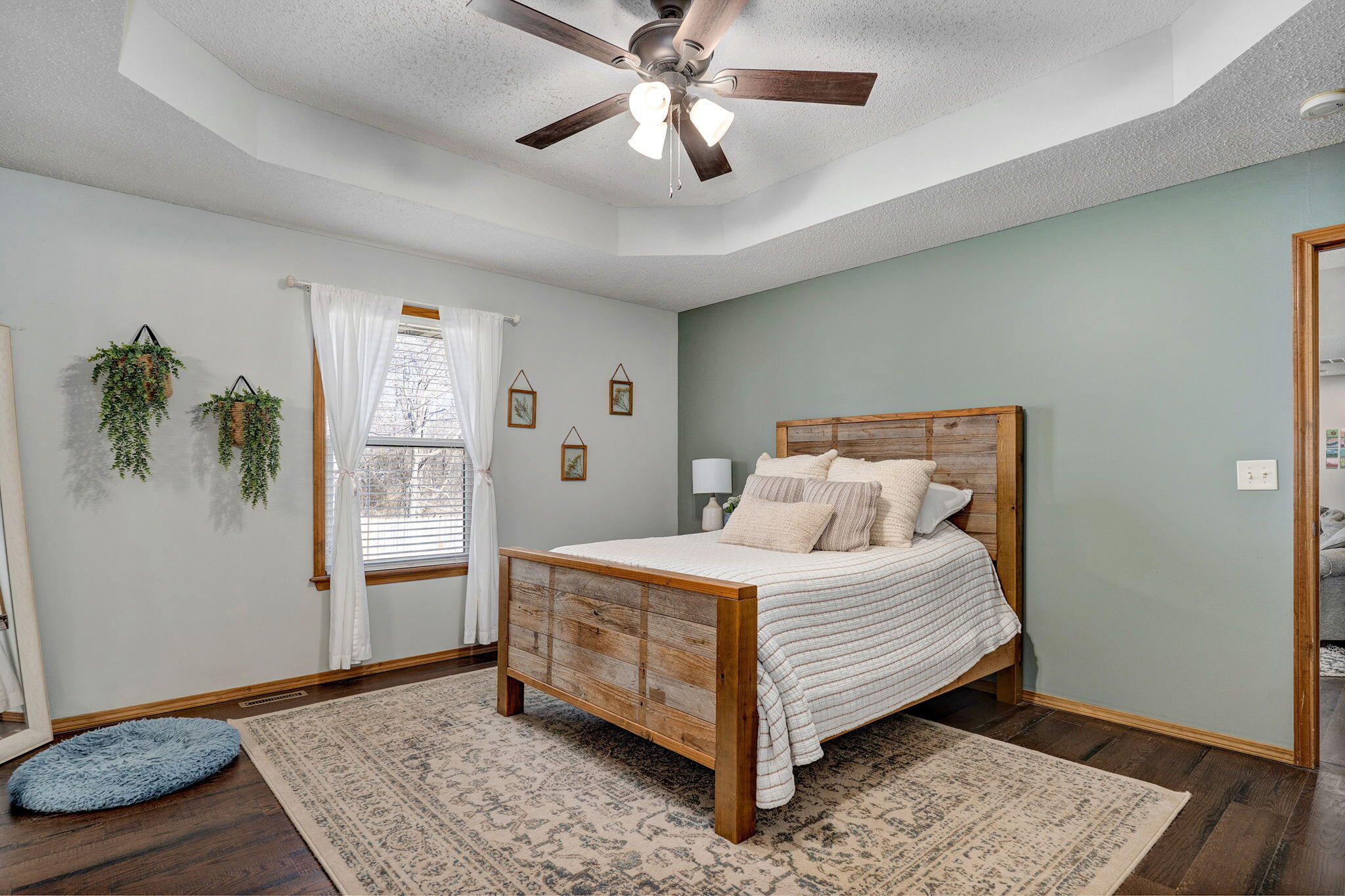 3569 W Cardinal Drive