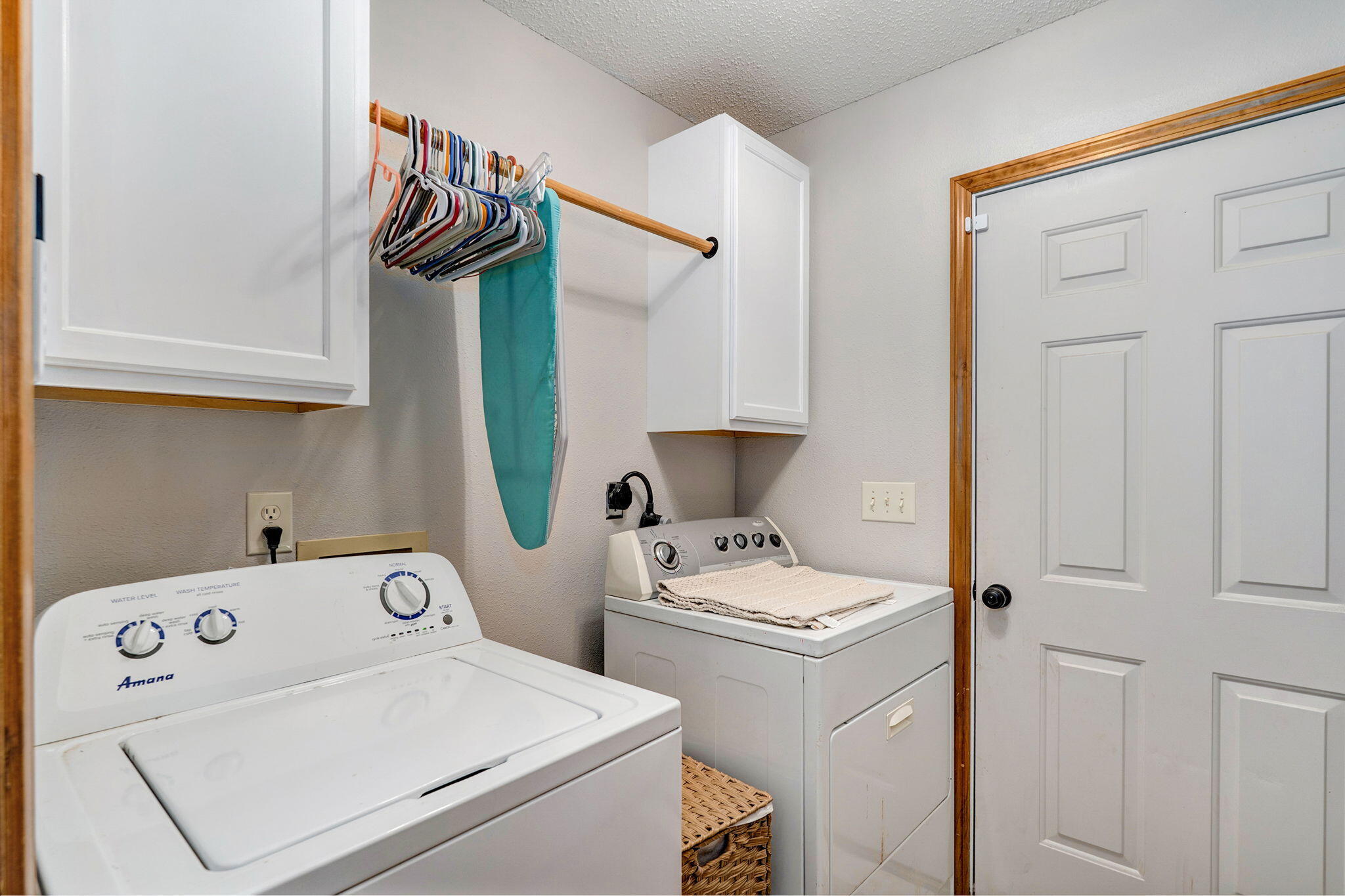 3569 W Cardinal Drive