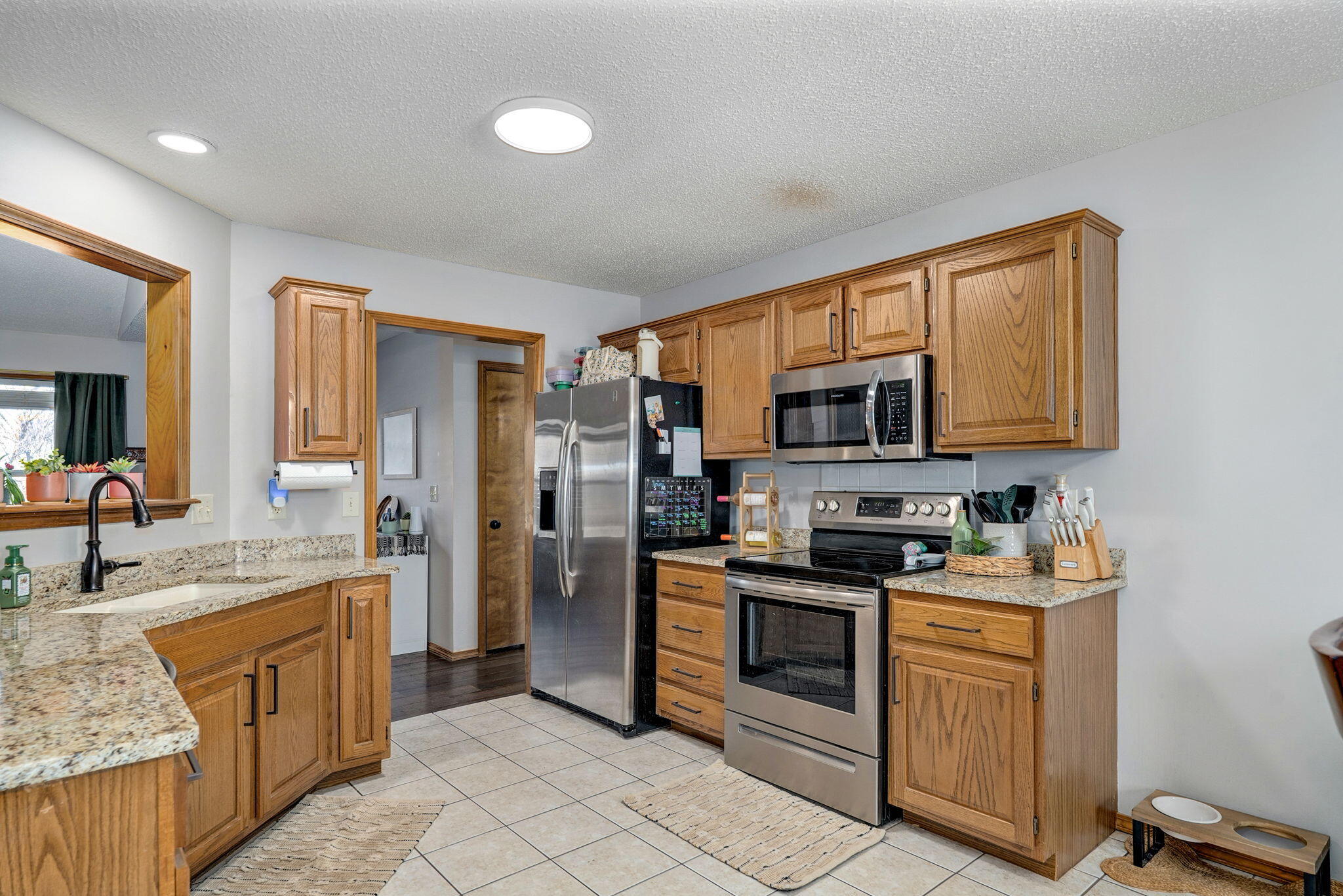 3569 W Cardinal Drive