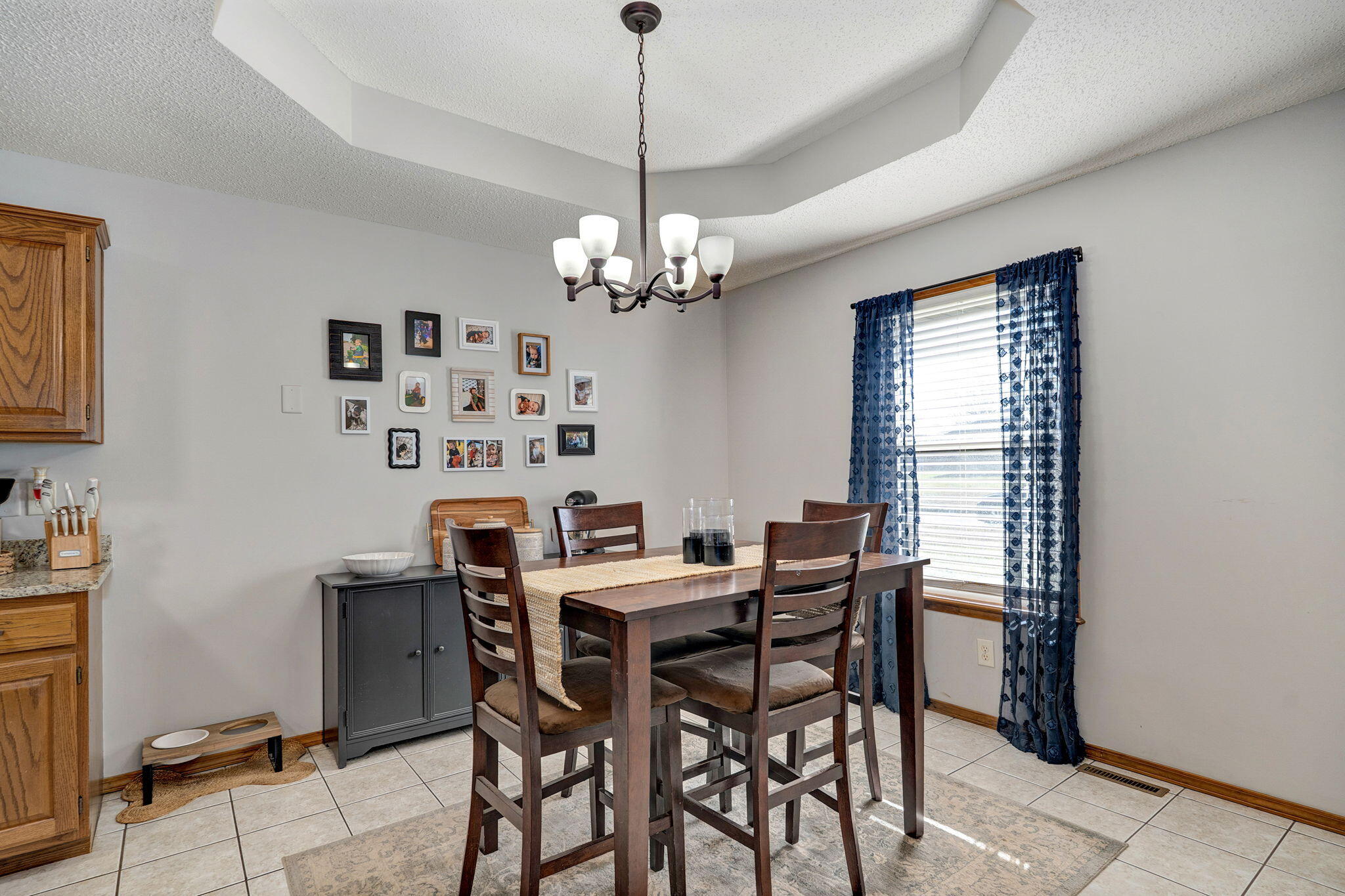 3569 W Cardinal Drive