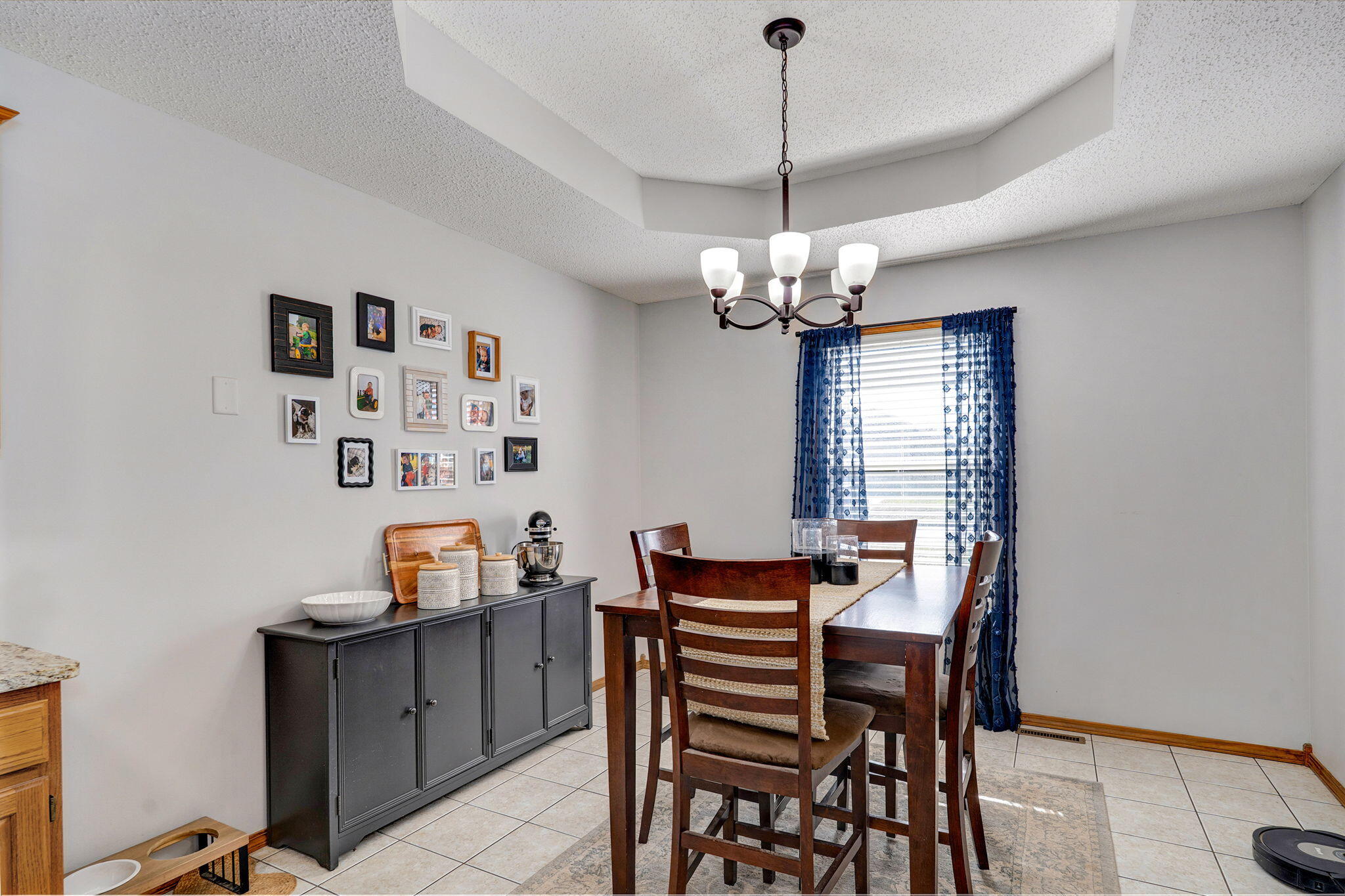 3569 W Cardinal Drive