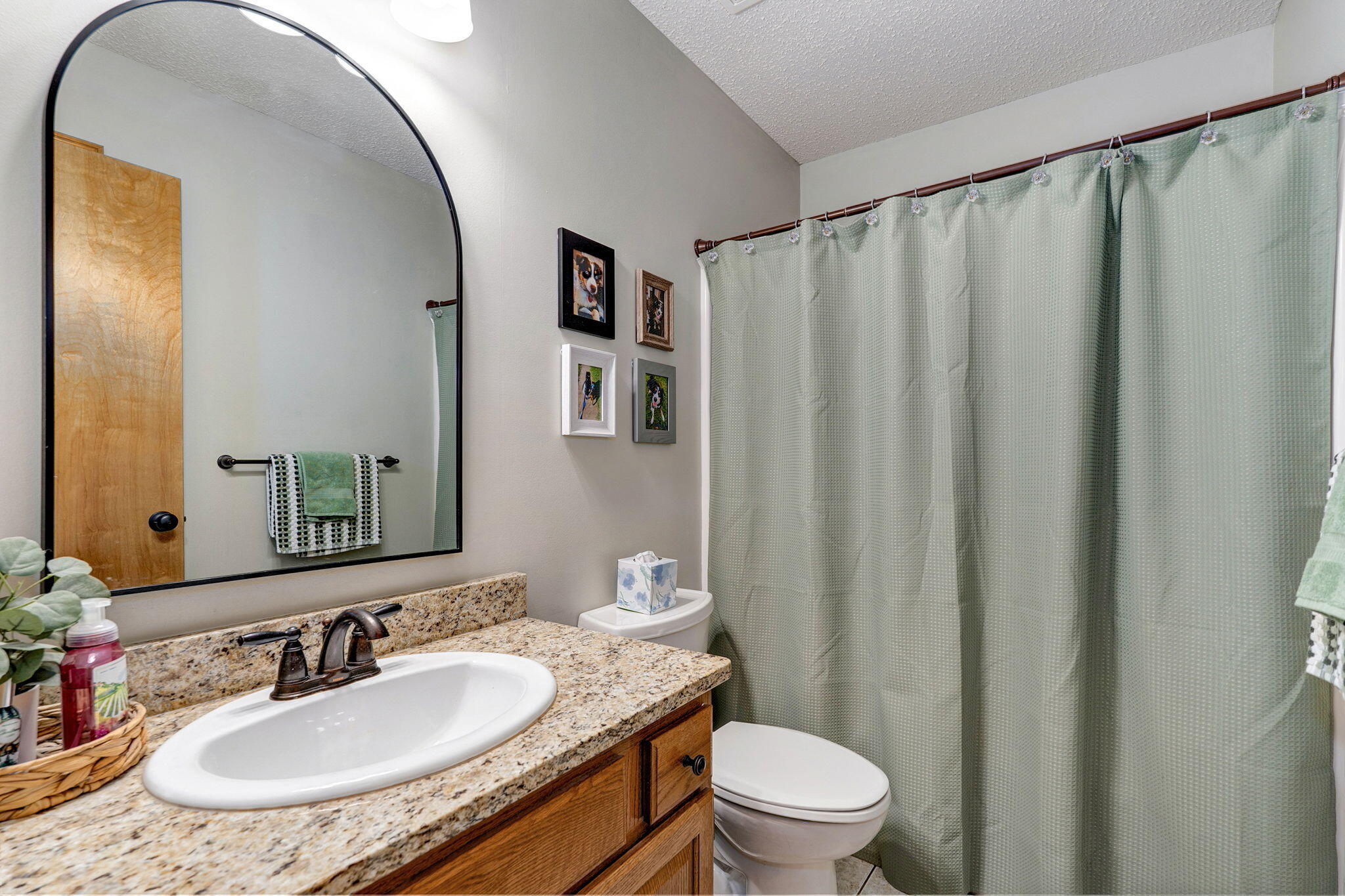 3569 W Cardinal Drive