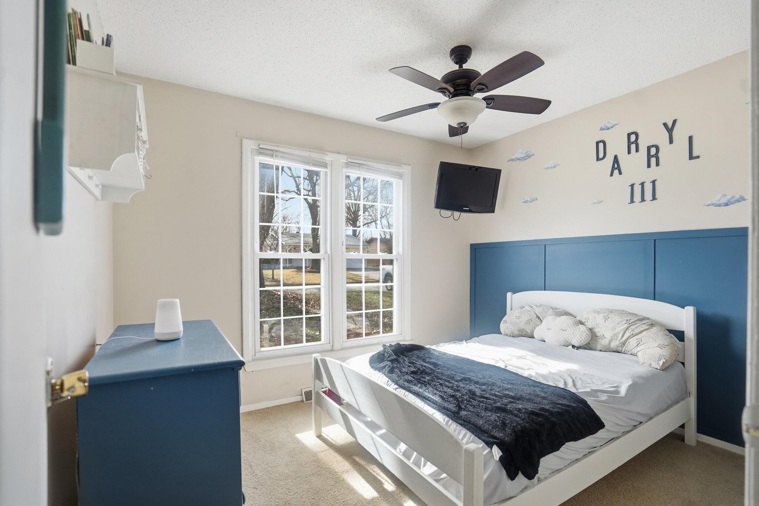 933 W Morningside Street