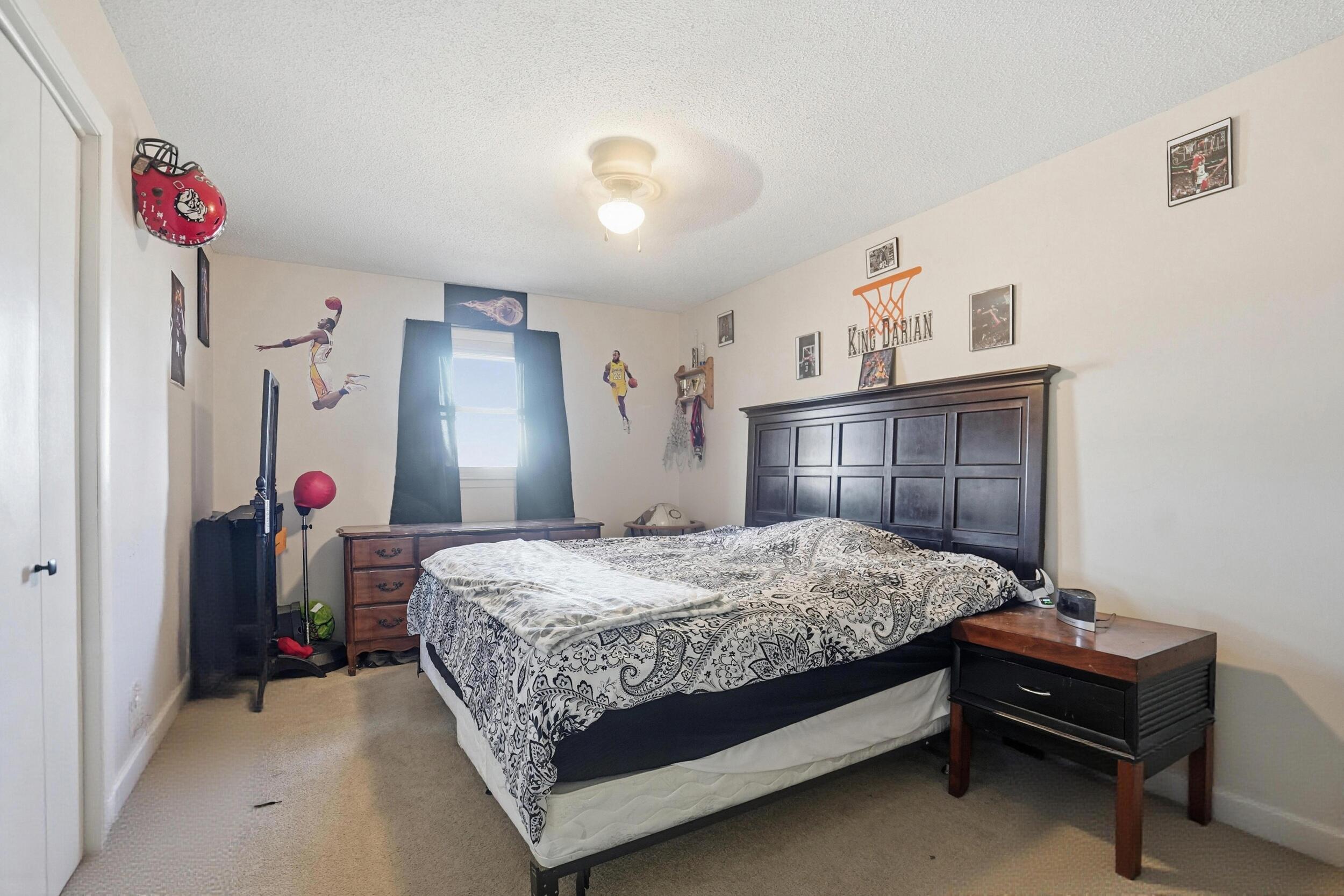 933 W Morningside Street