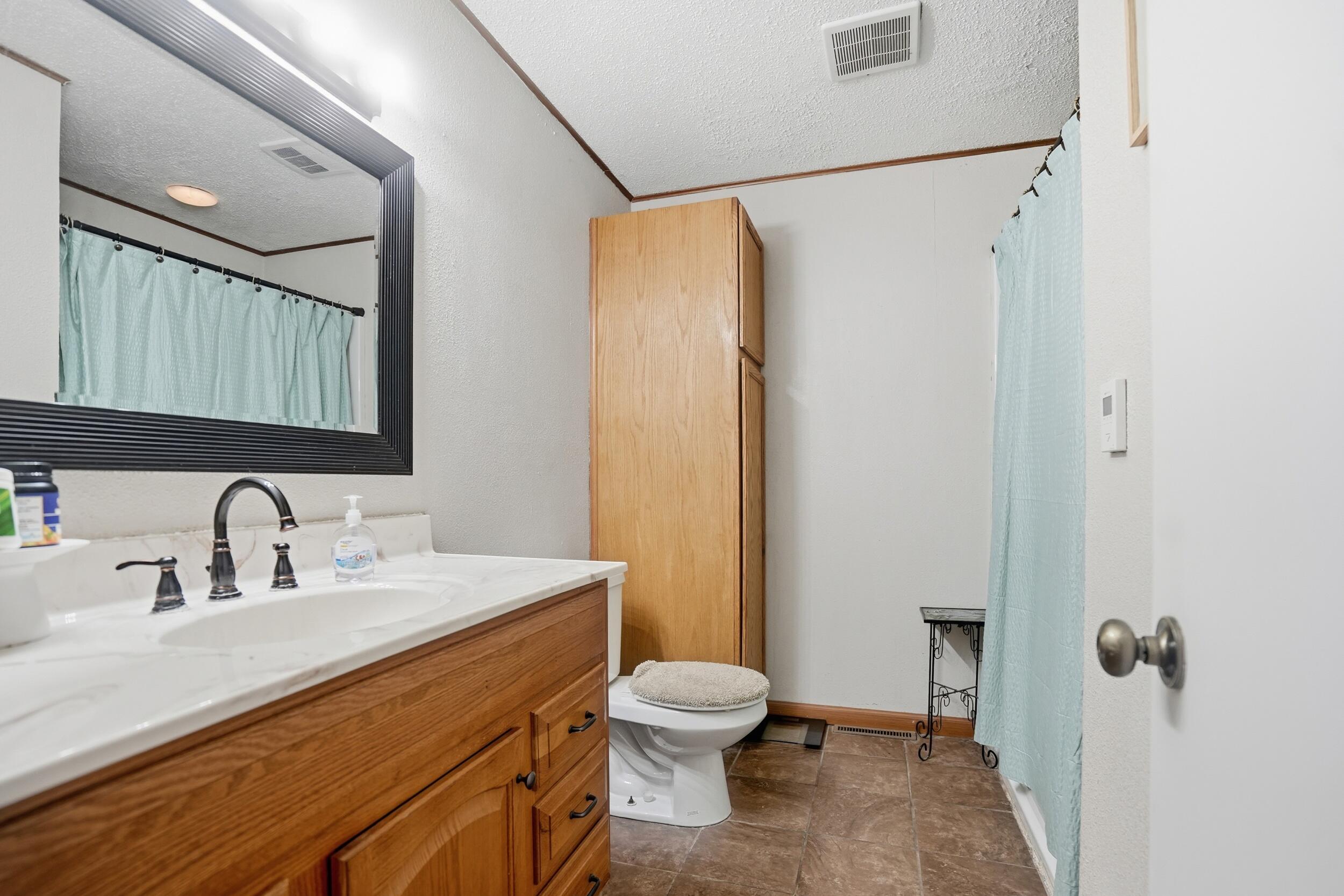 933 W Morningside Street