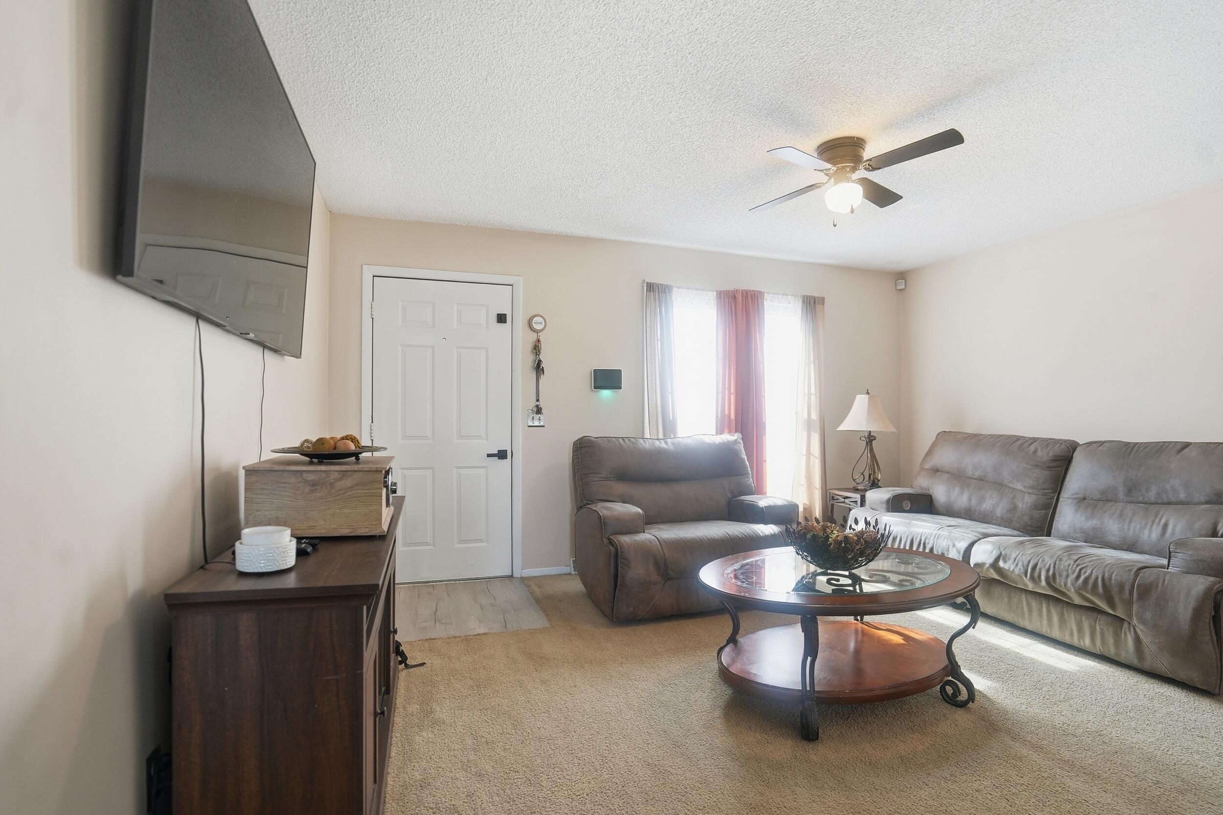 933 W Morningside Street