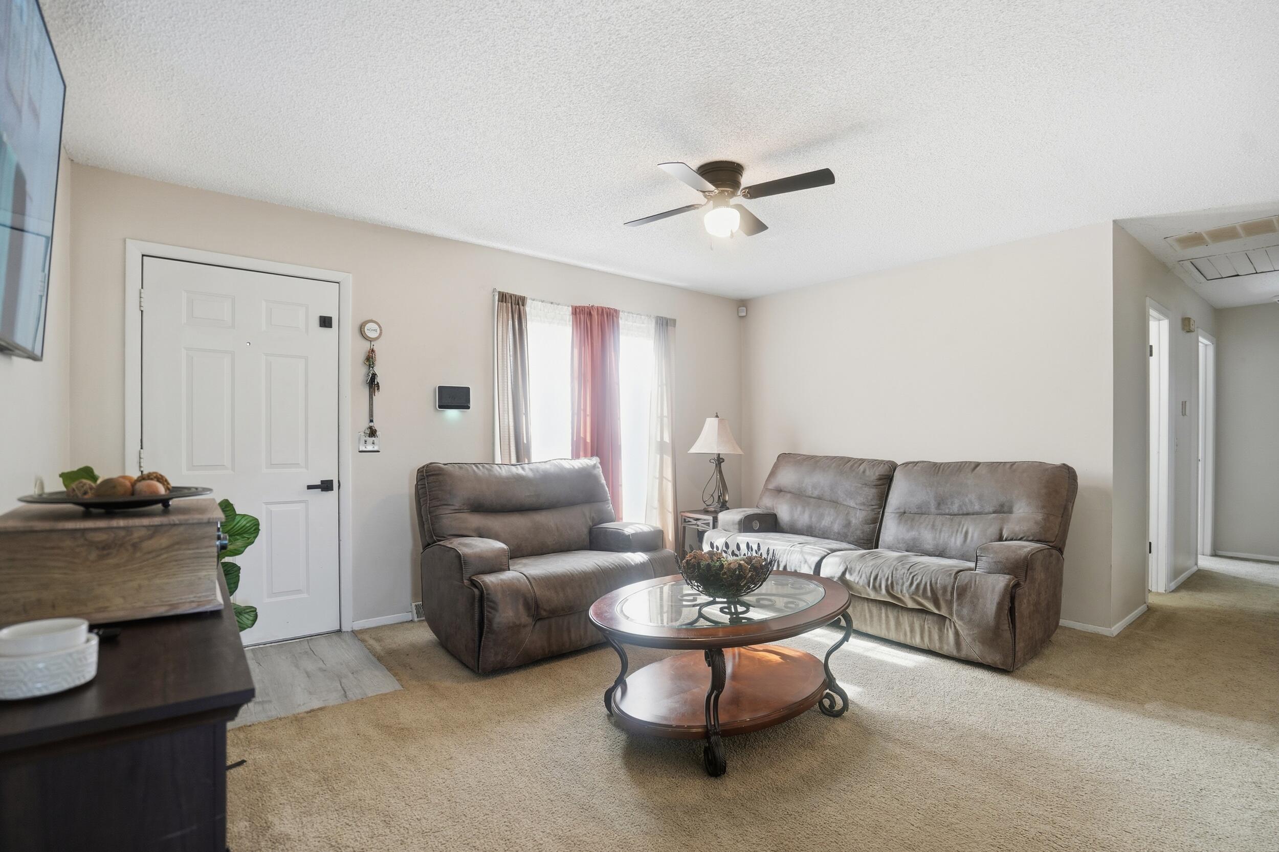 933 W Morningside Street