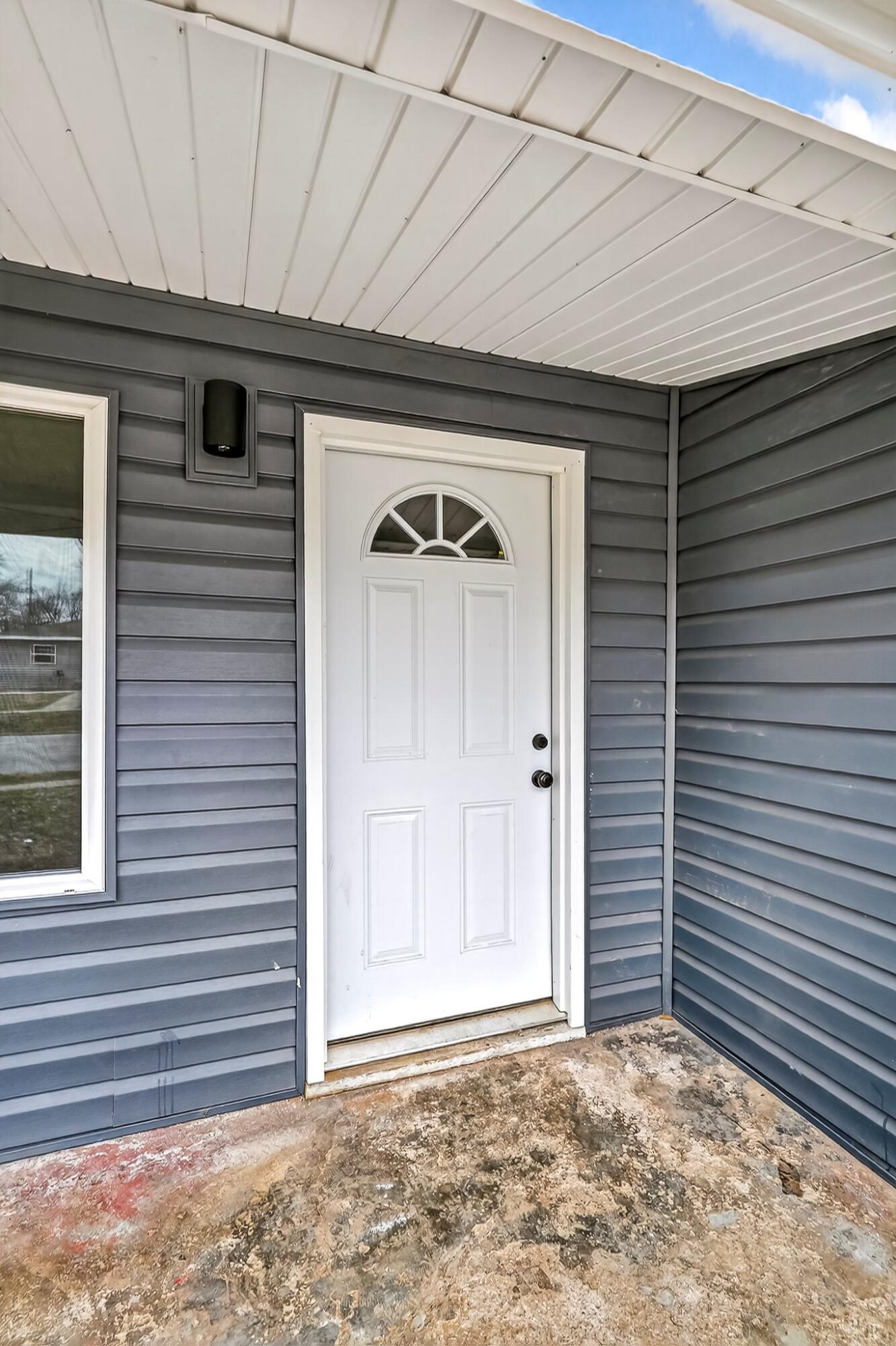 2326 W Nichols Street