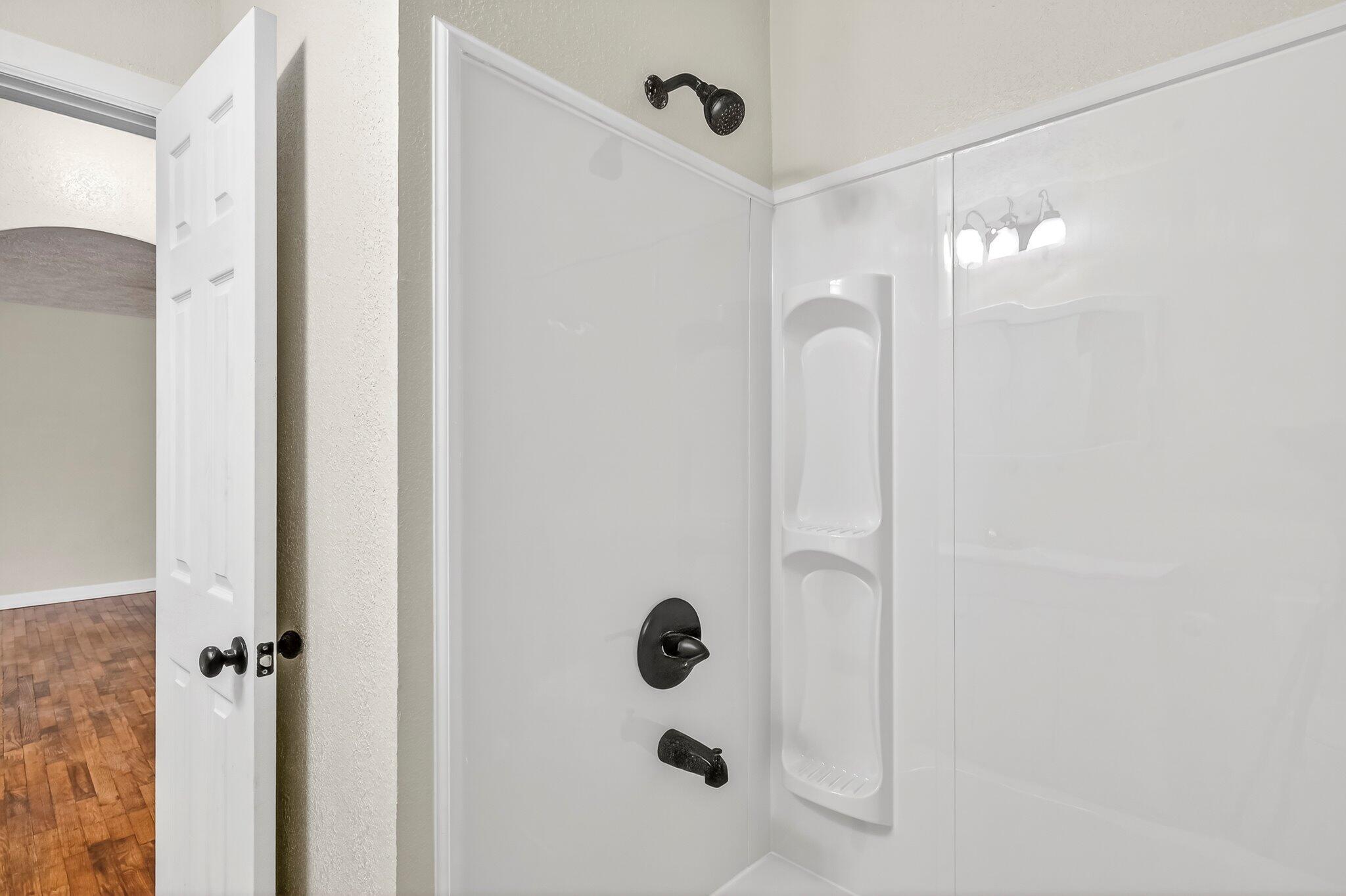 2326 W Nichols Street