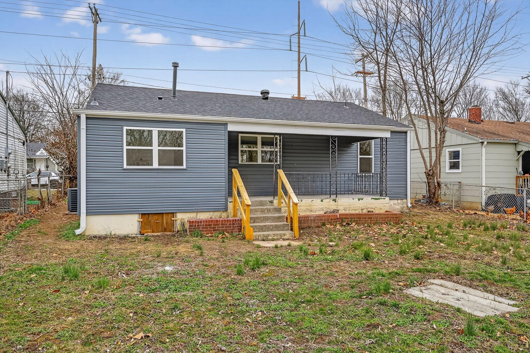 2326 W Nichols Street