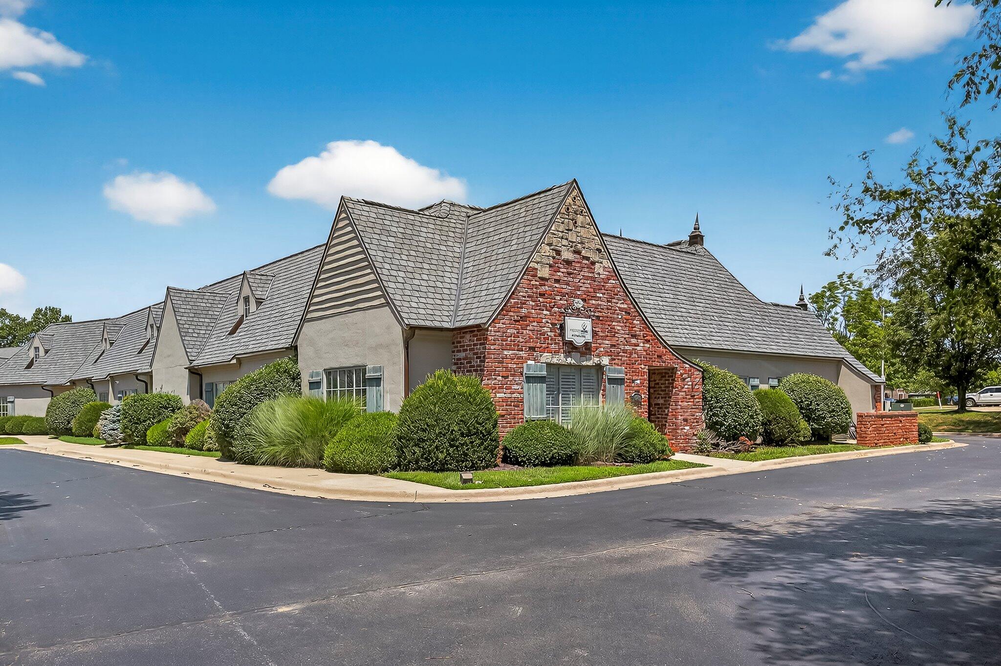 3757 S Greystone Court