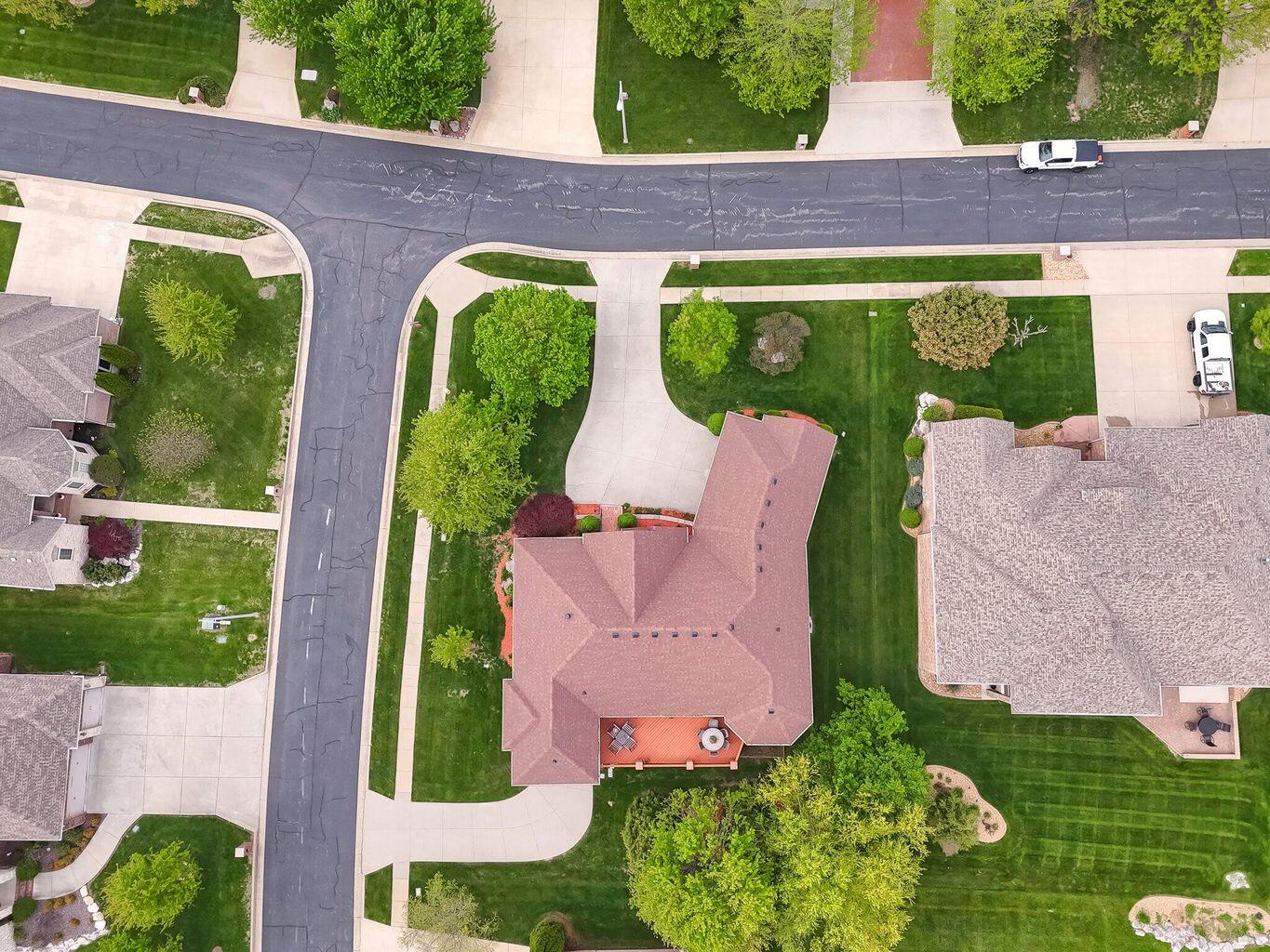 3912 E Windsmore Drive