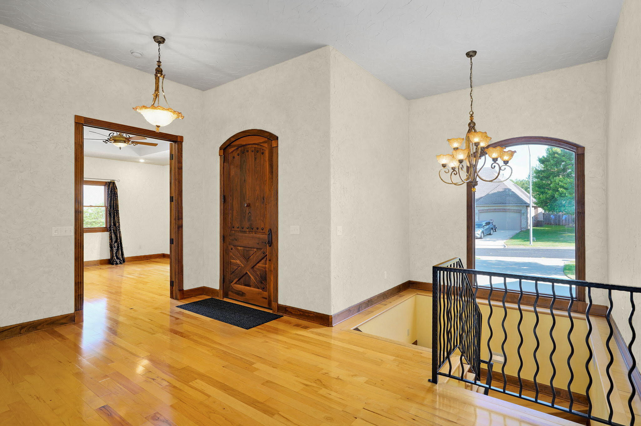 3912 E Windsmore Drive