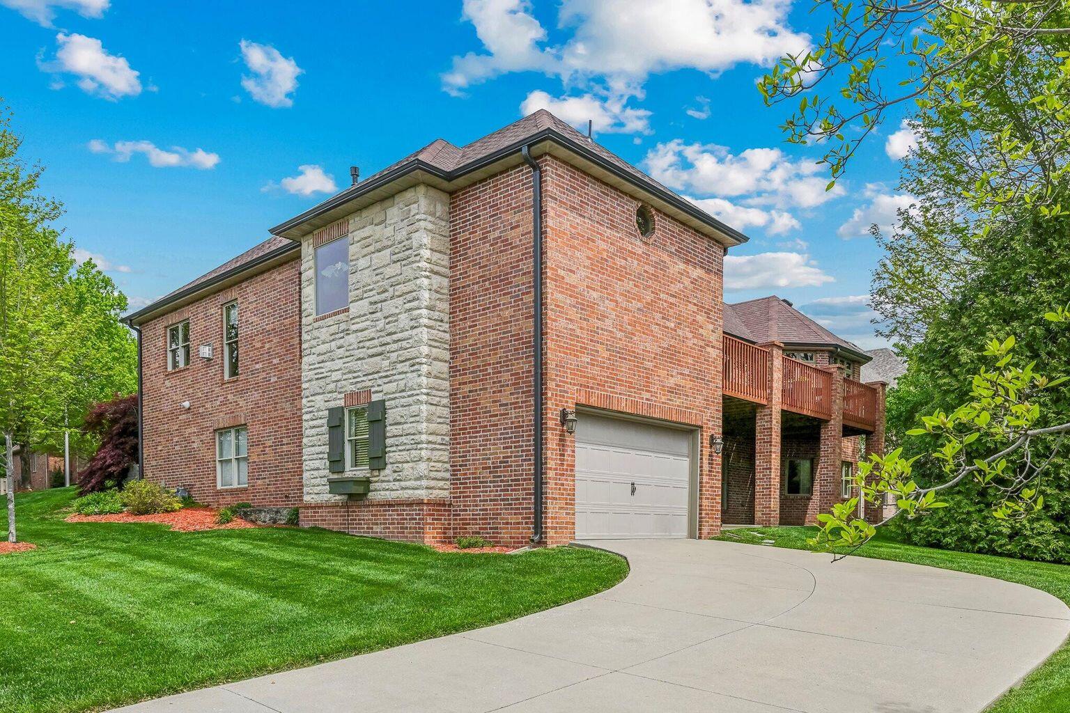 3912 E Windsmore Drive