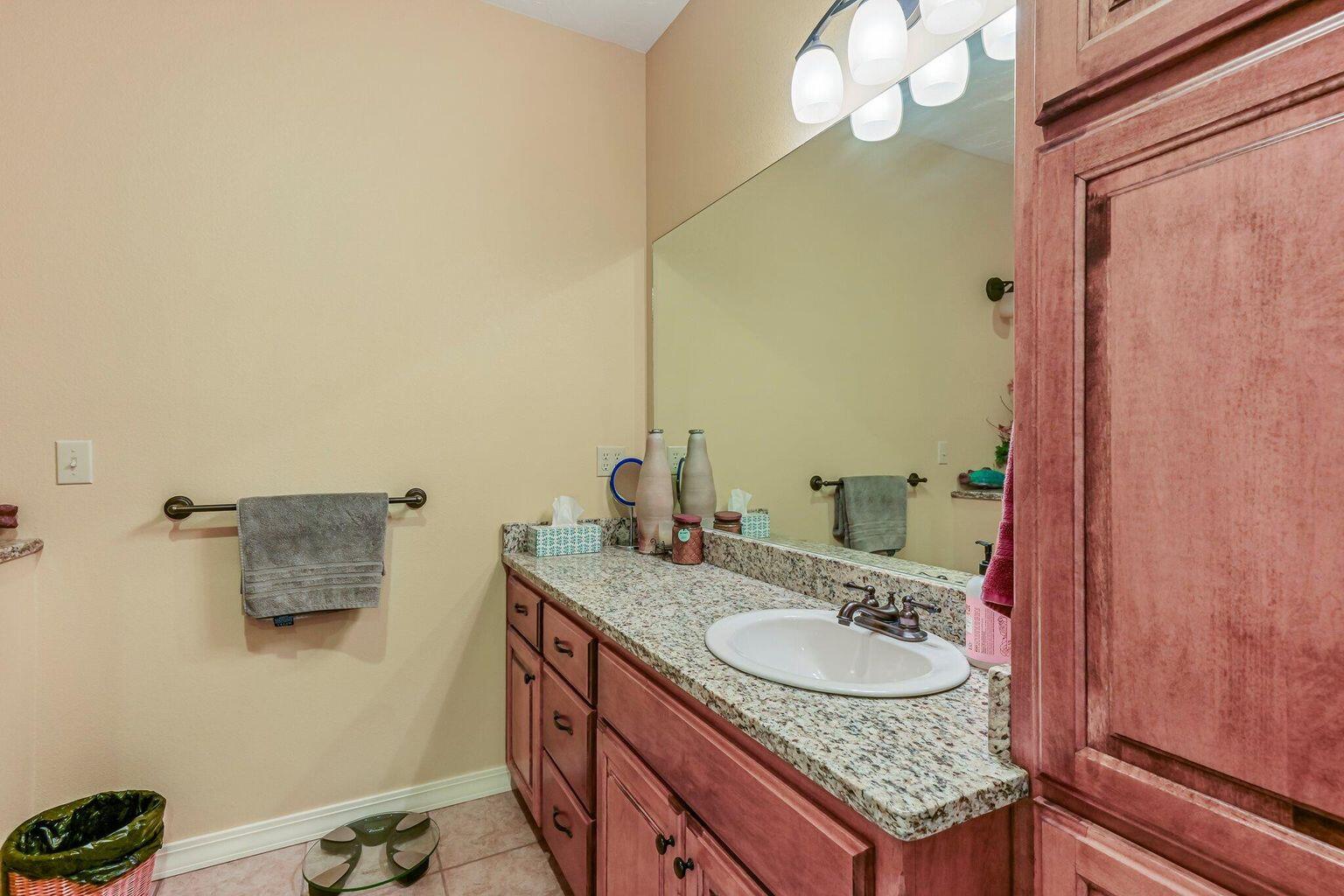 3912 E Windsmore Drive