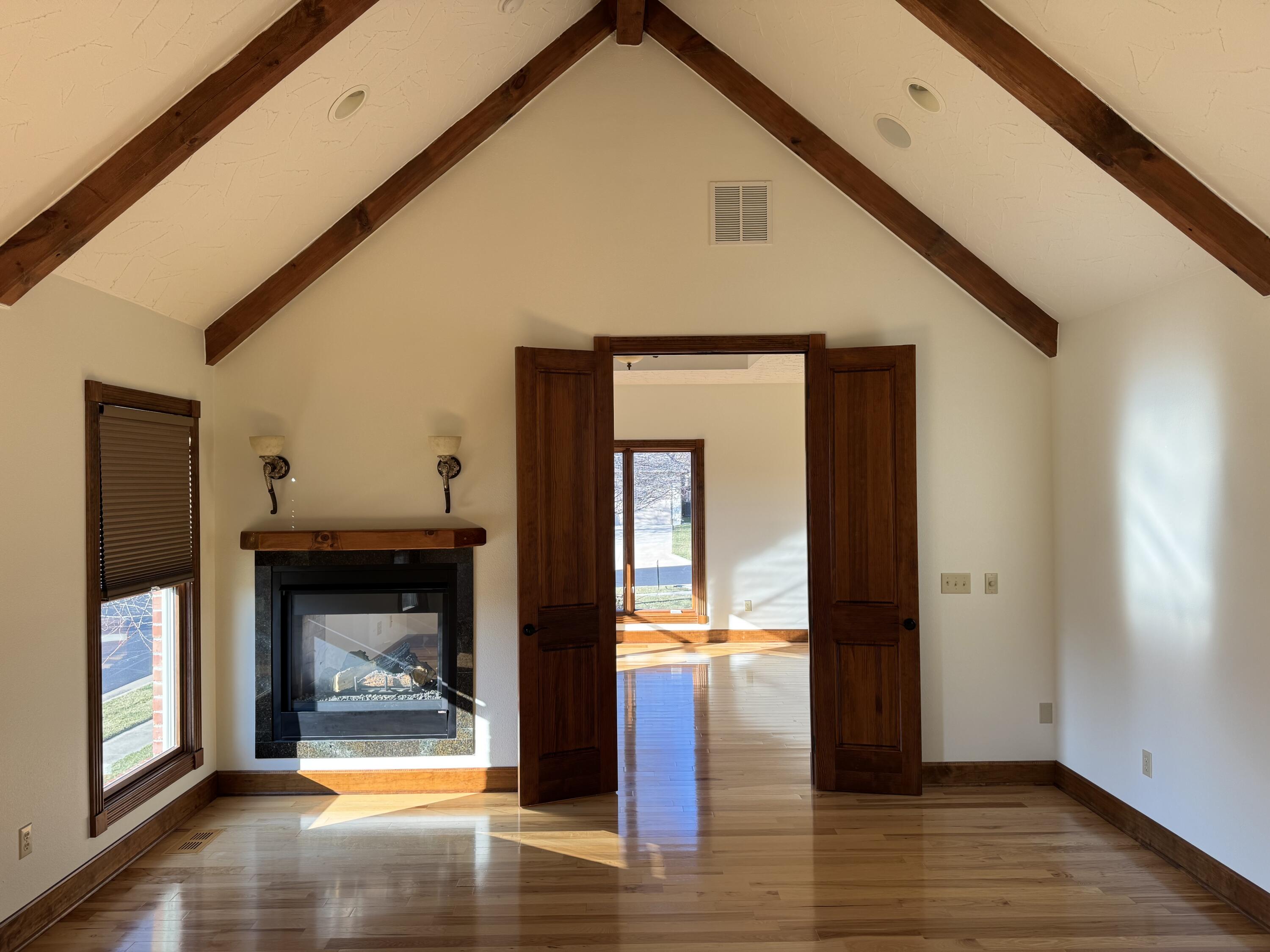 3912 E Windsmore Drive