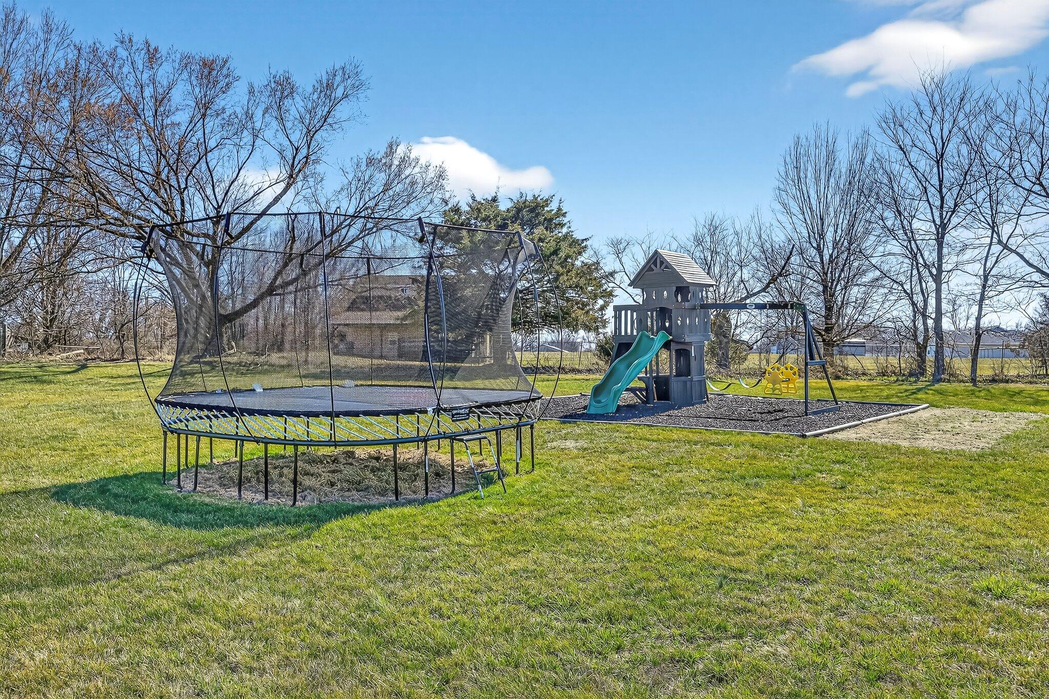 1936 W Big Meadows Lane