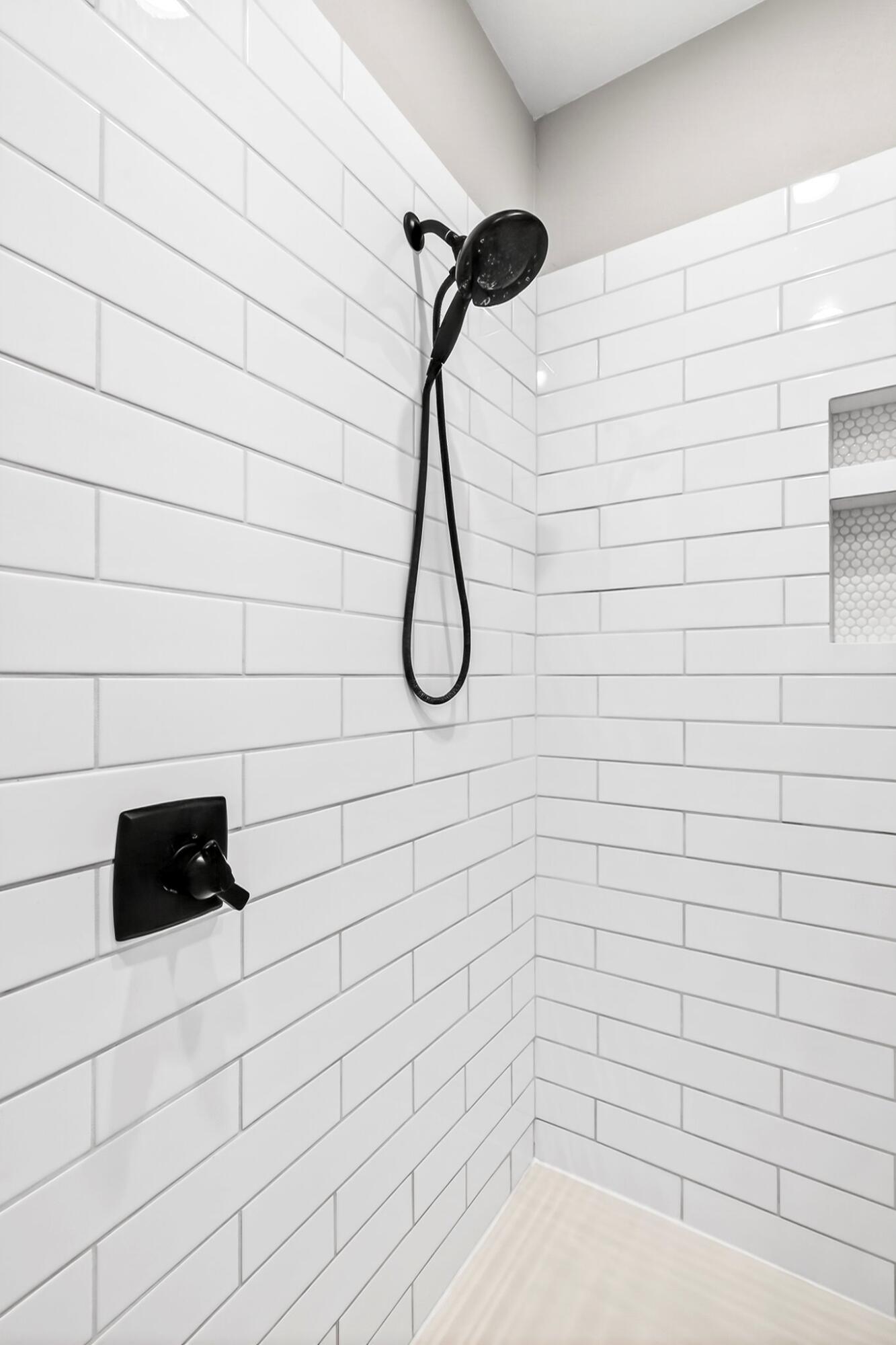 1936 W Big Meadows Lane