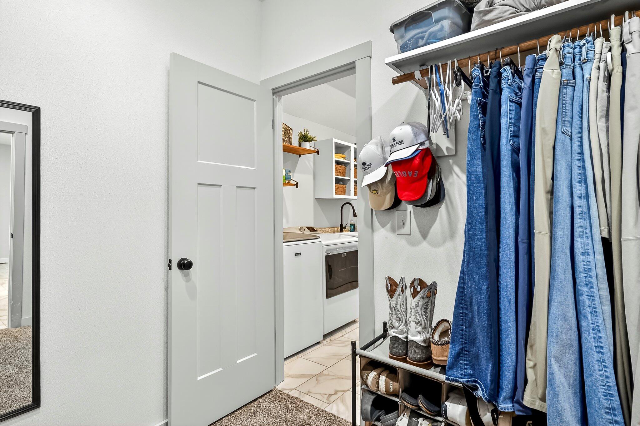 1936 W Big Meadows Lane