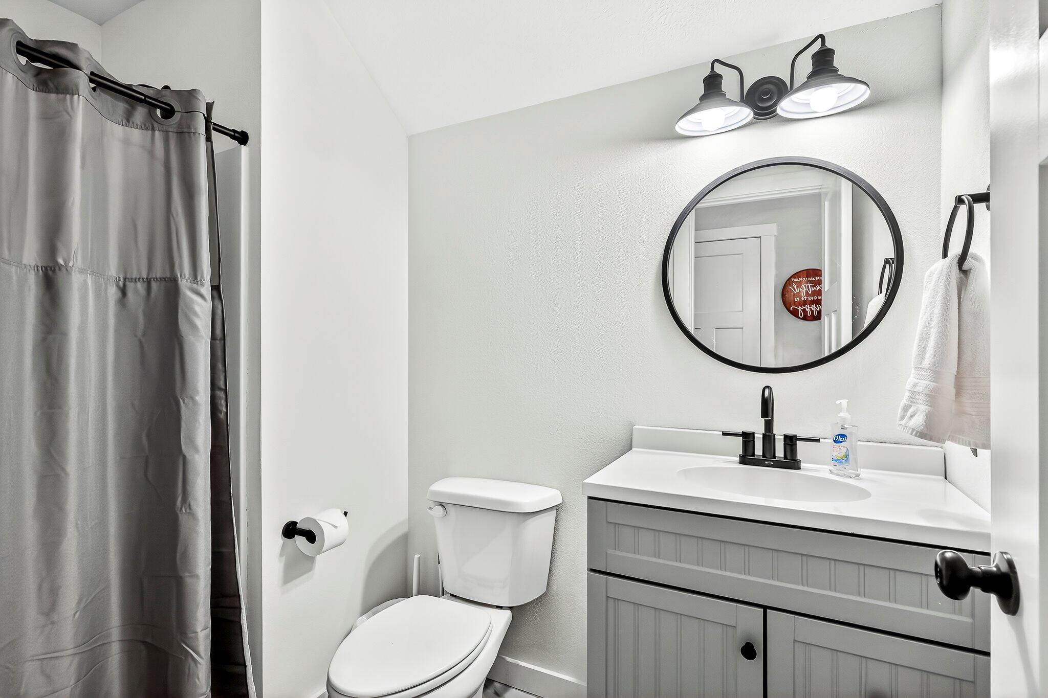 1936 W Big Meadows Lane