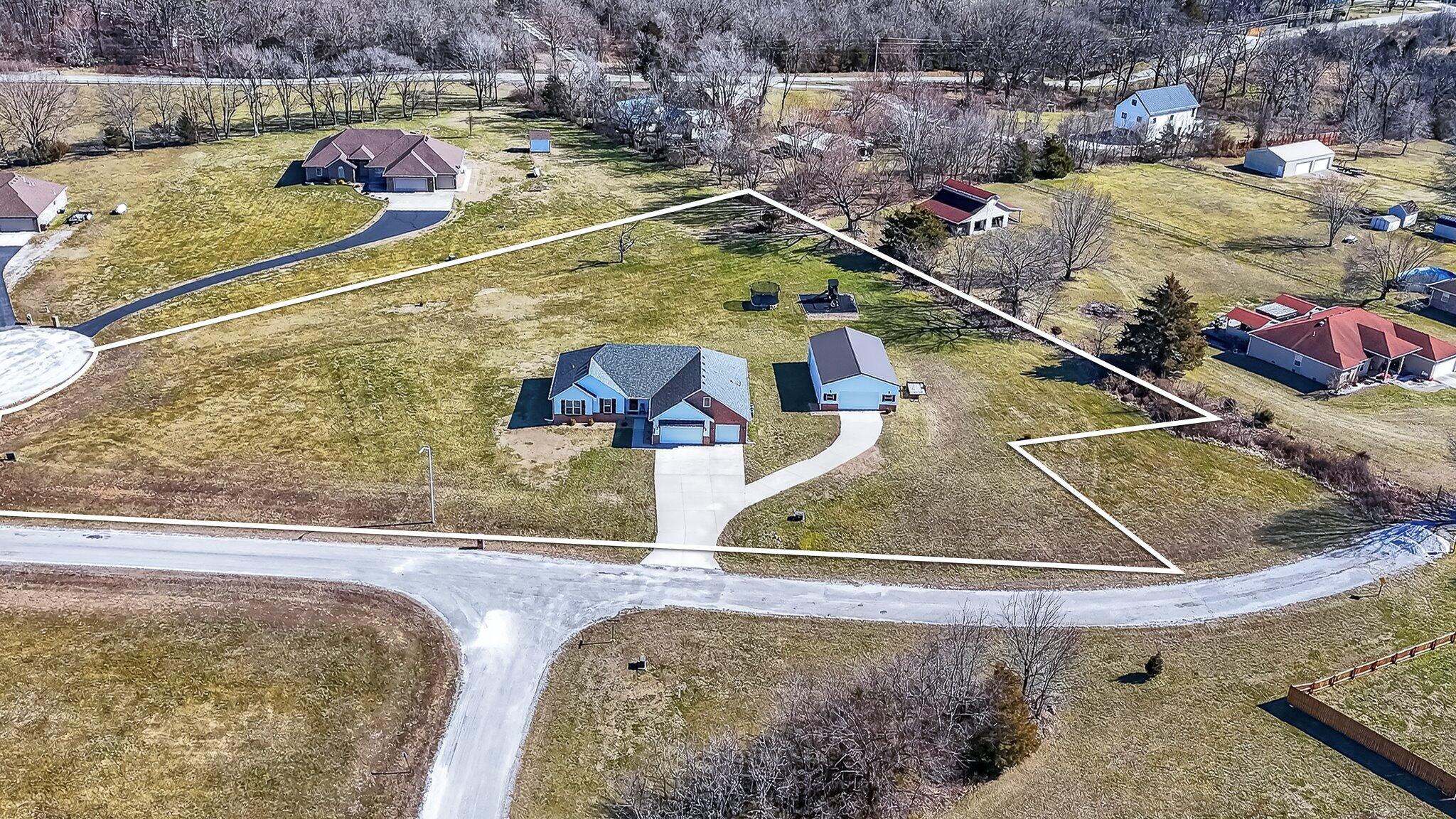 1936 W Big Meadows Lane