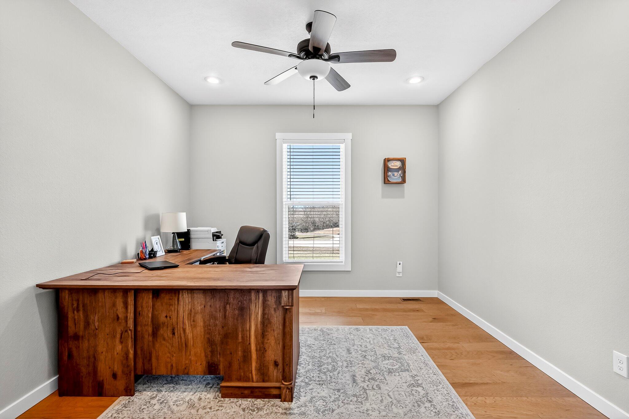 1936 W Big Meadows Lane