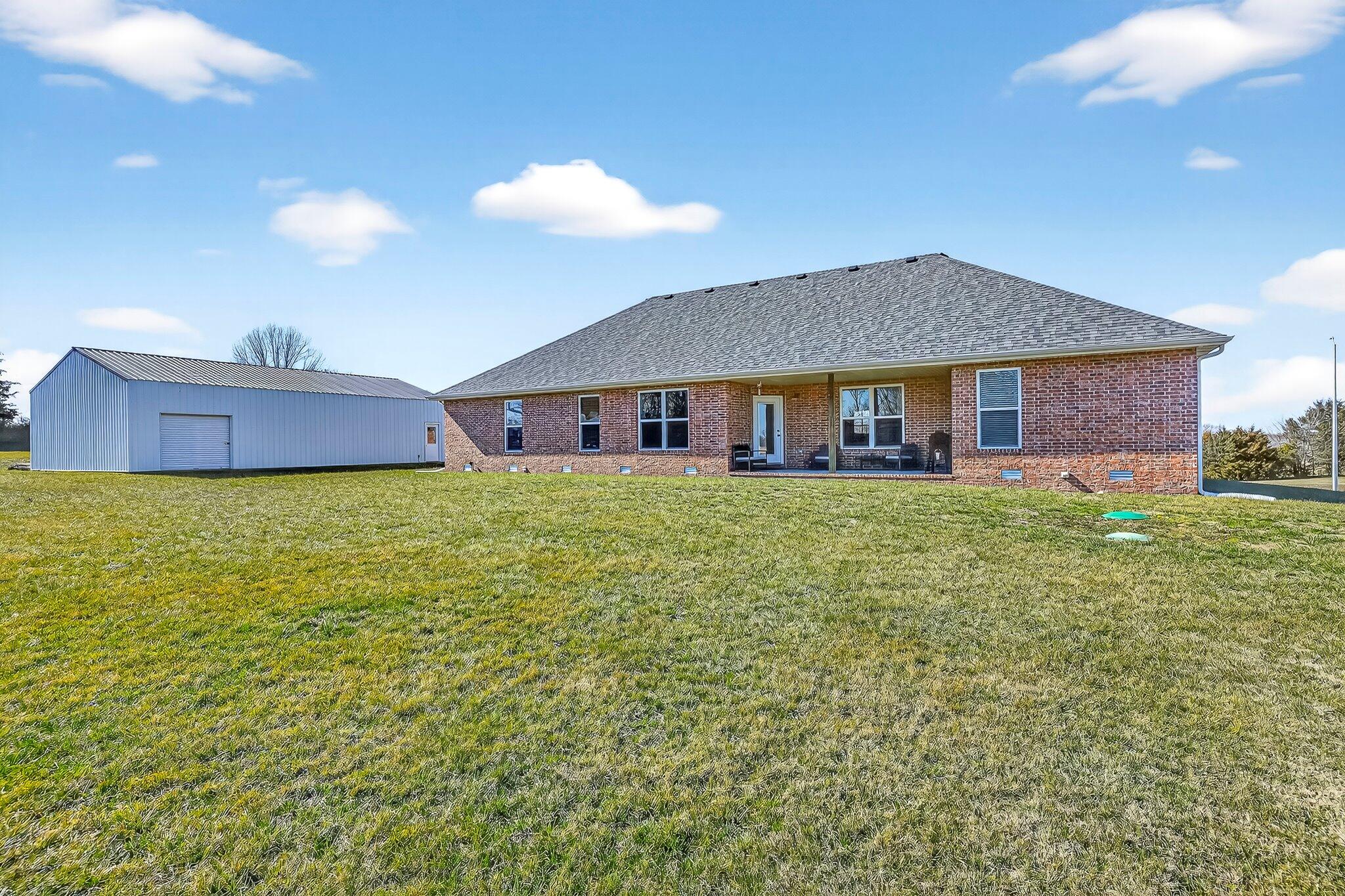 1936 W Big Meadows Lane