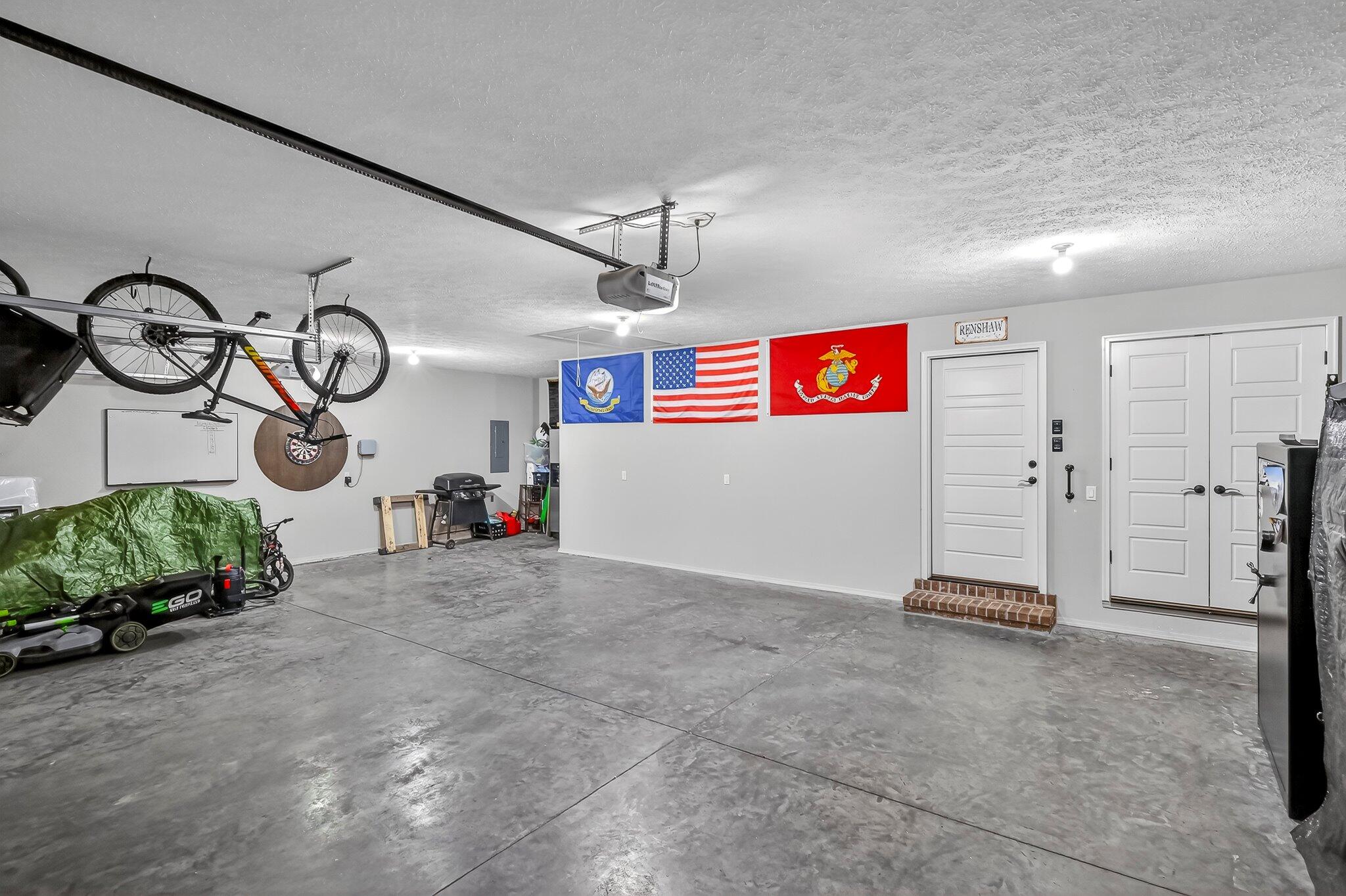 386 E Lombardy Drive