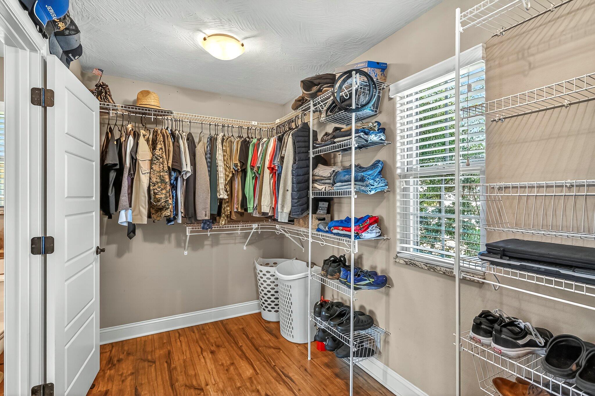 386 E Lombardy Drive