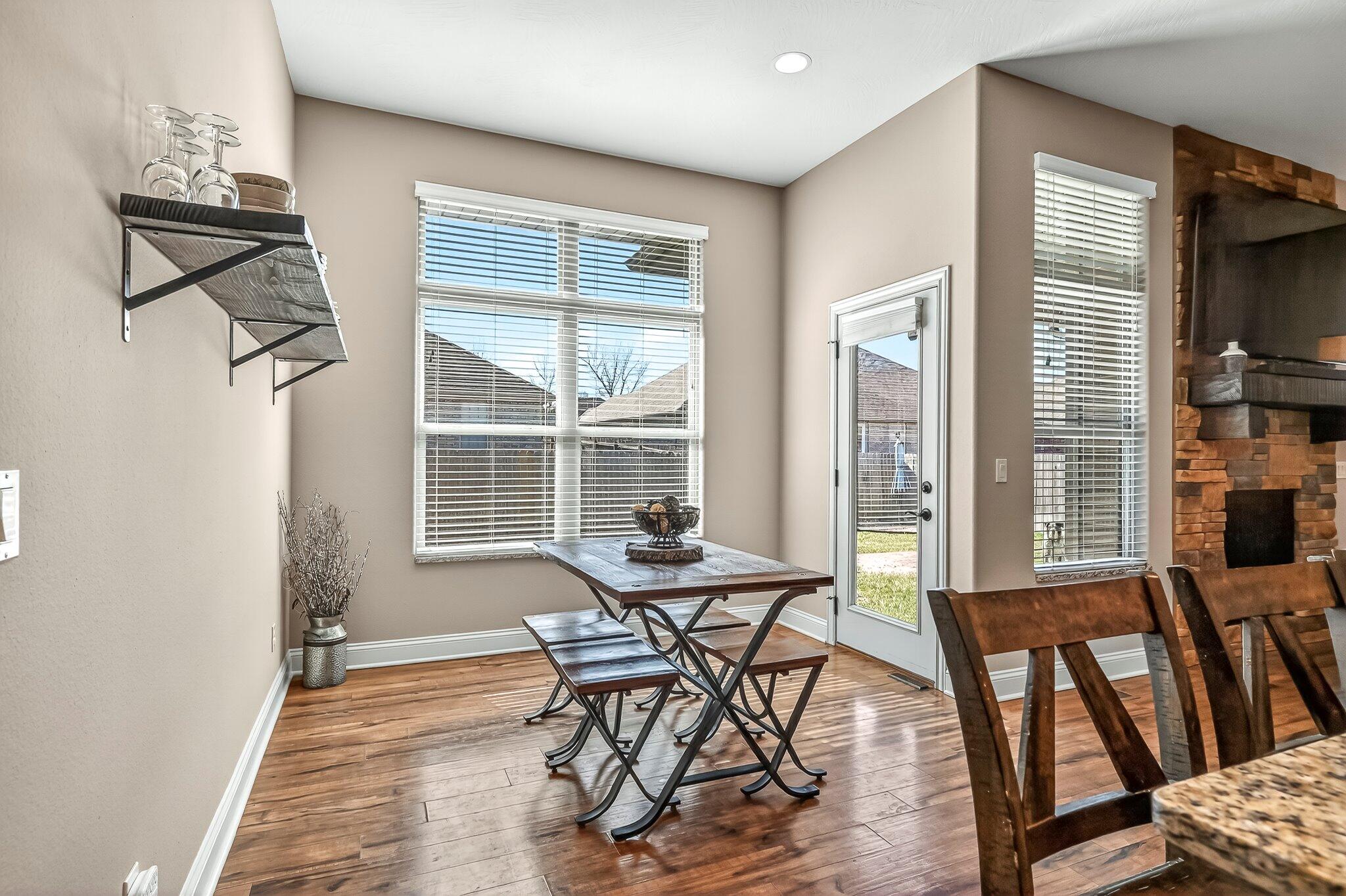 386 E Lombardy Drive