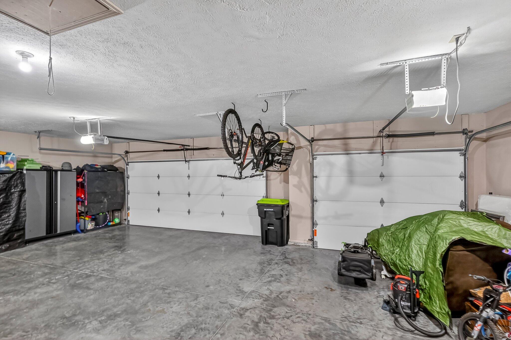 386 E Lombardy Drive