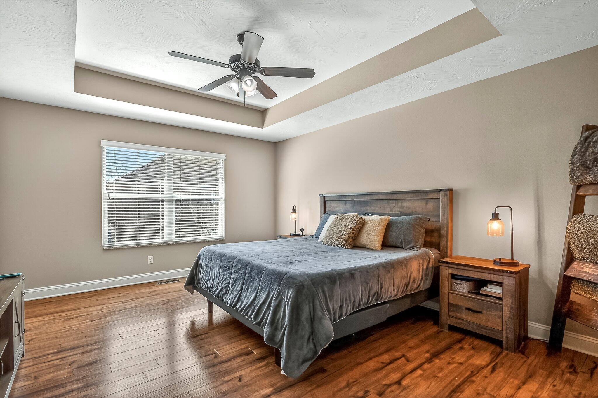 386 E Lombardy Drive