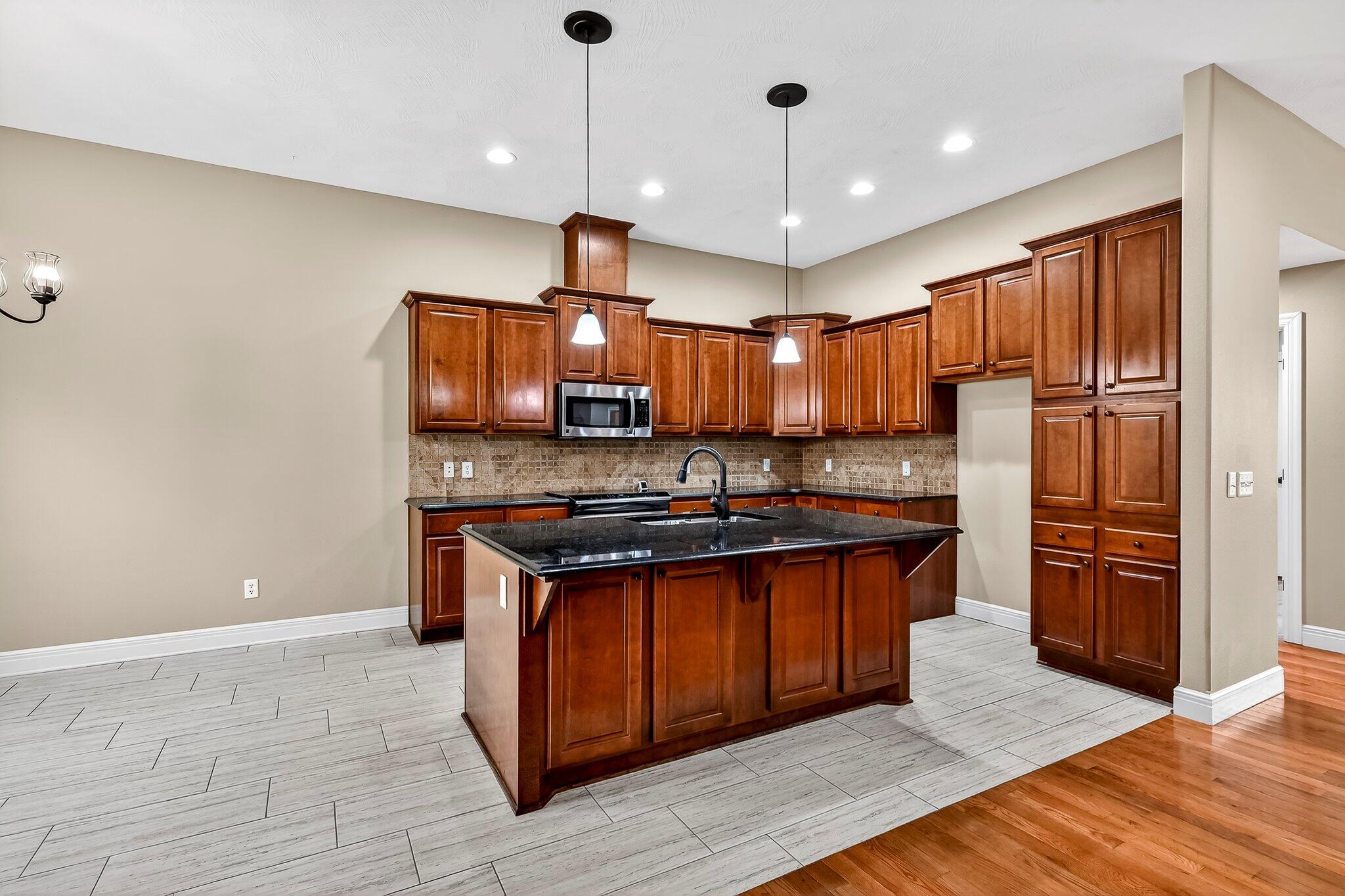 4479 E Summerfield Drive