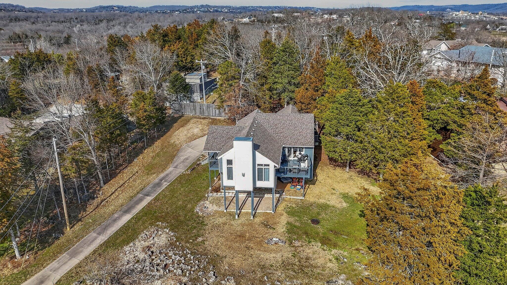 287 Lakefront Circle