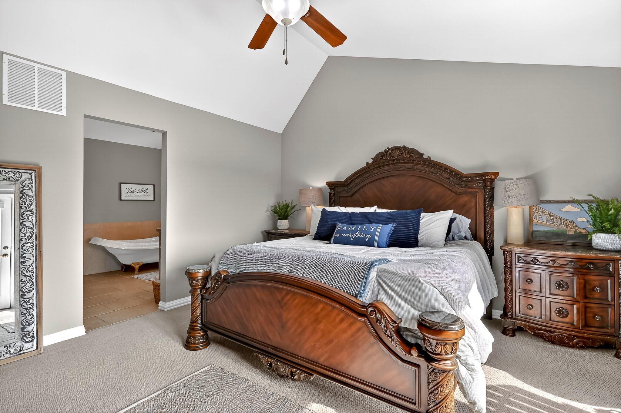 287 Lakefront Circle