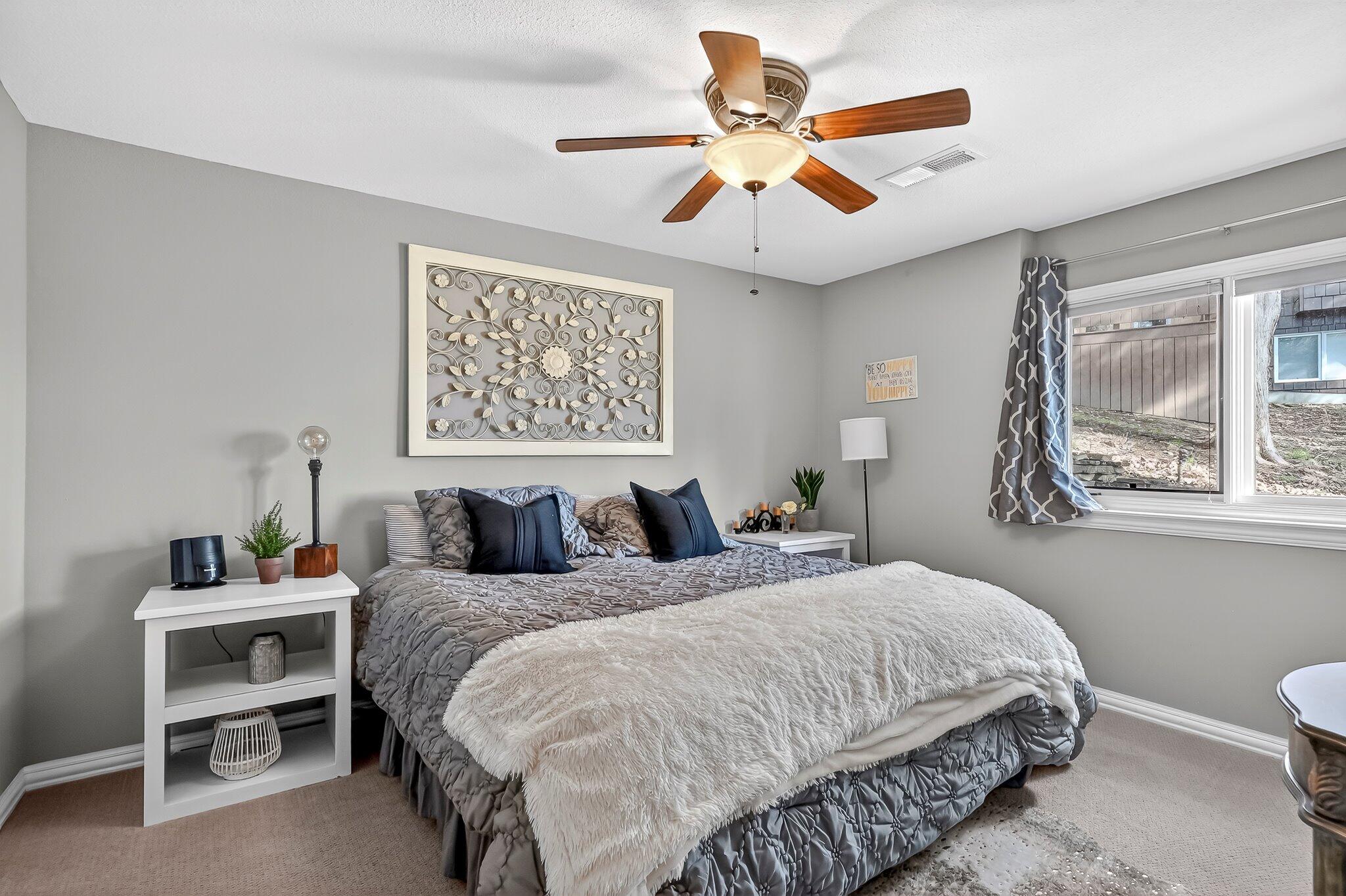 287 Lakefront Circle