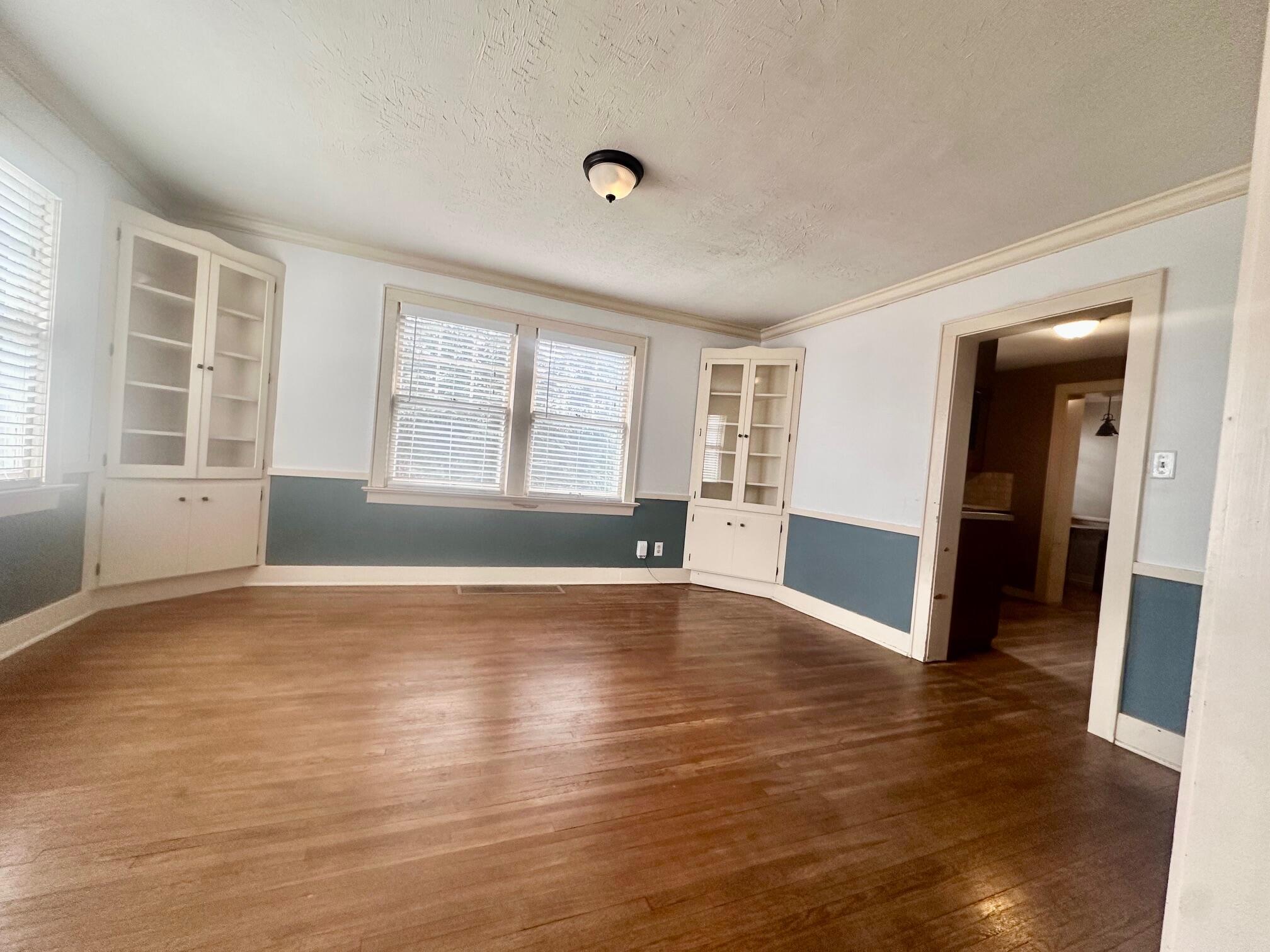 1057 E Stanford Street