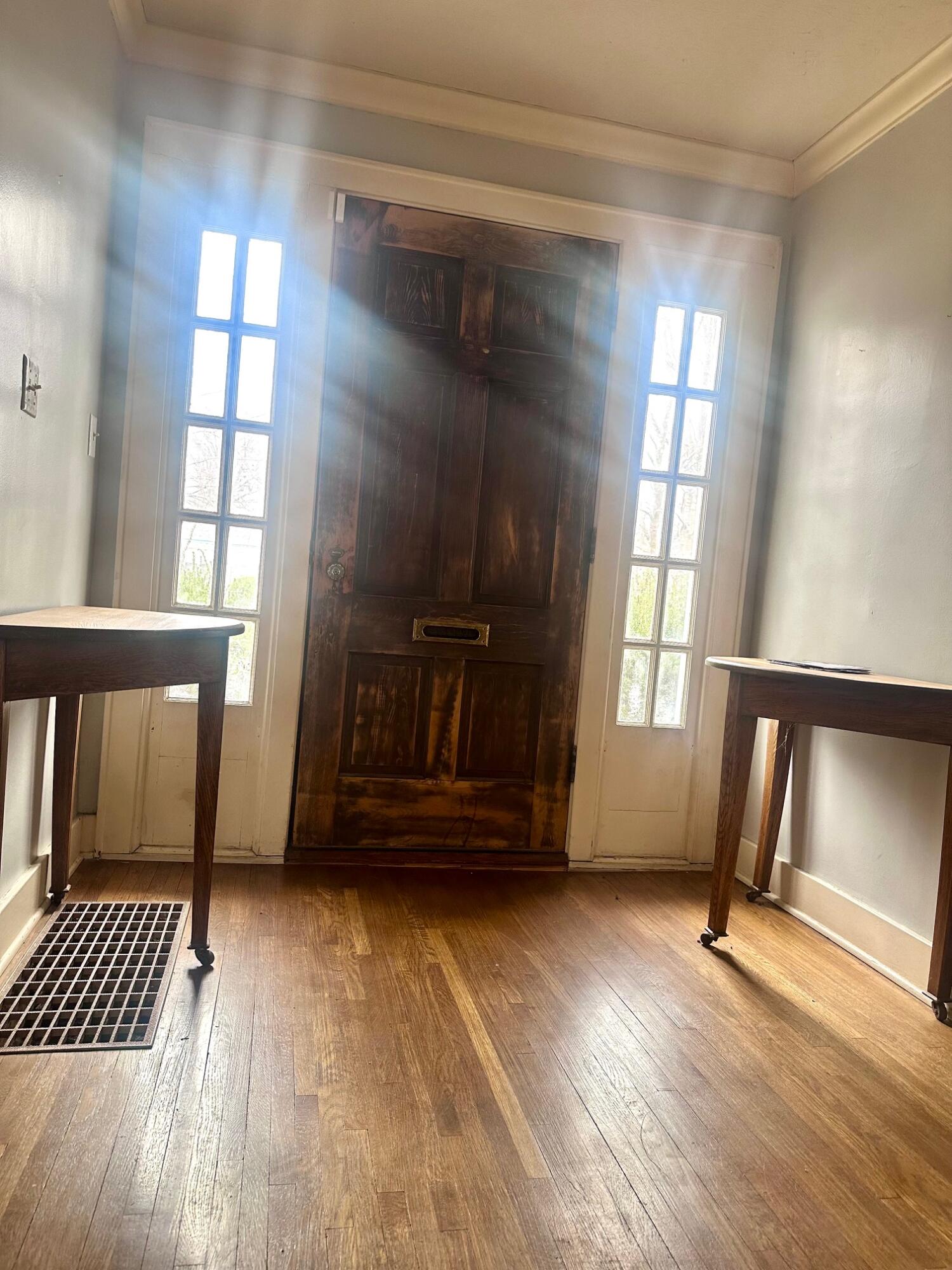 1057 E Stanford Street